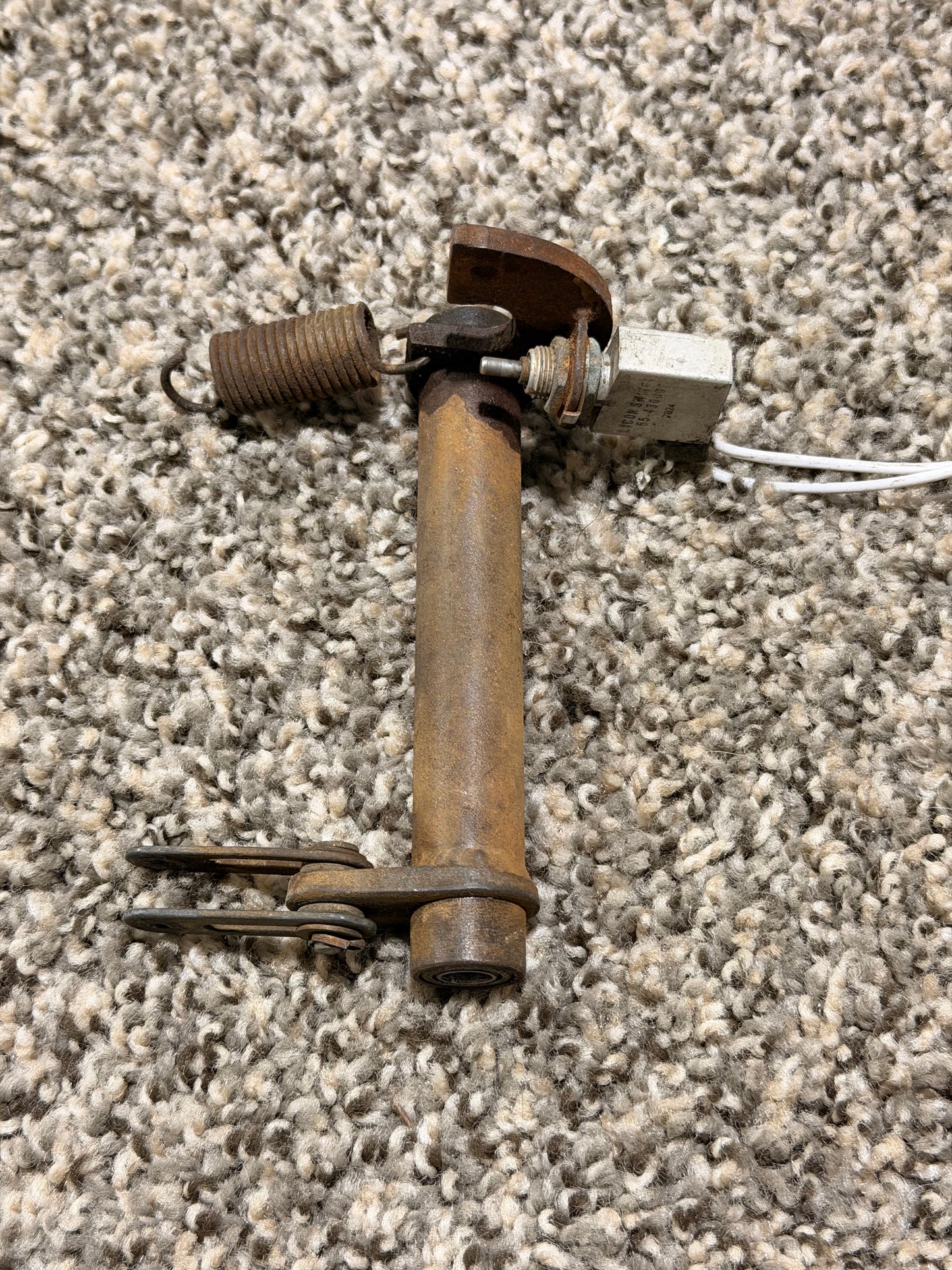 1243025-3/ 65-430007 Cessna 210 Nose Gear Uplock Bellcrank, Hook W/ Switch Assembly