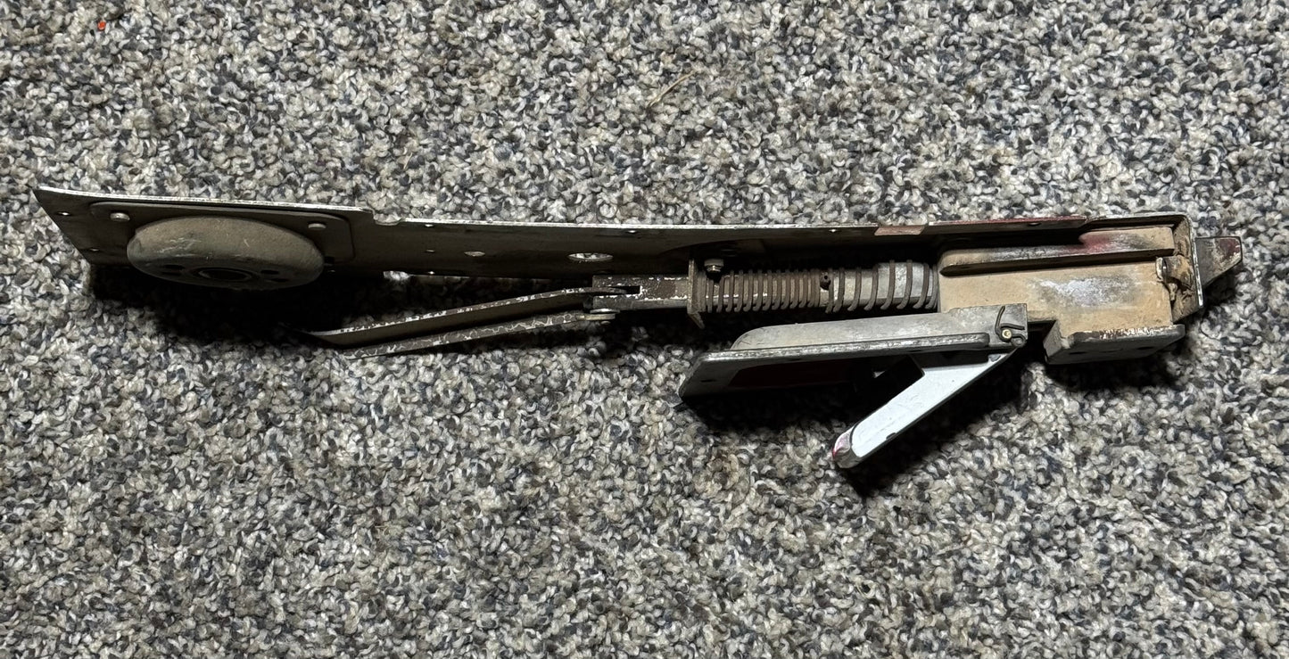 0511256-1 C-172 LH Cabin Door Latch Assembly
