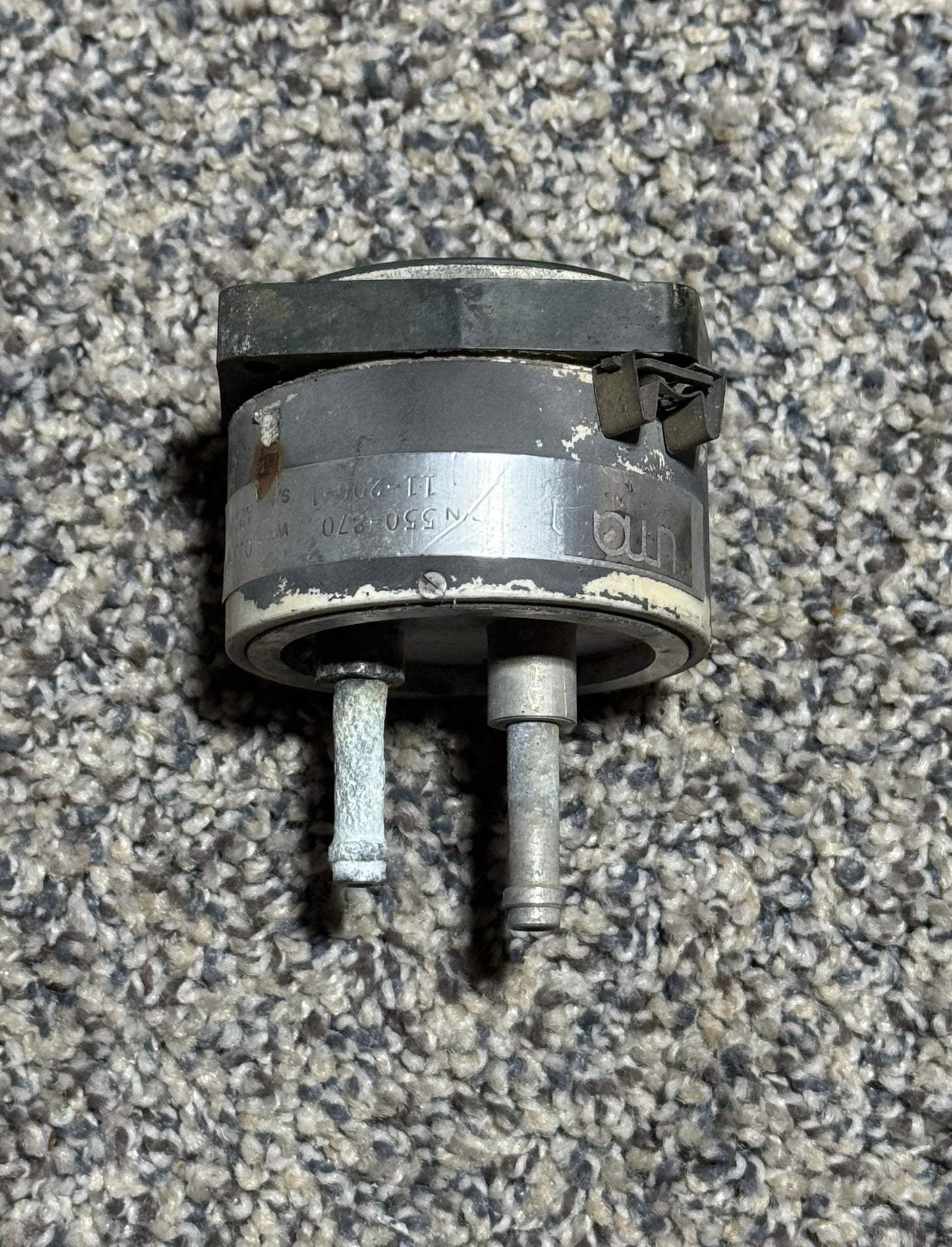 P/N 550-870 UMA Dual Cabin Altitude Meter