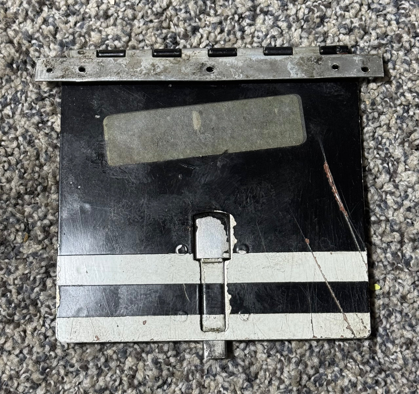 0752000-56 C-210 Oil Access Door