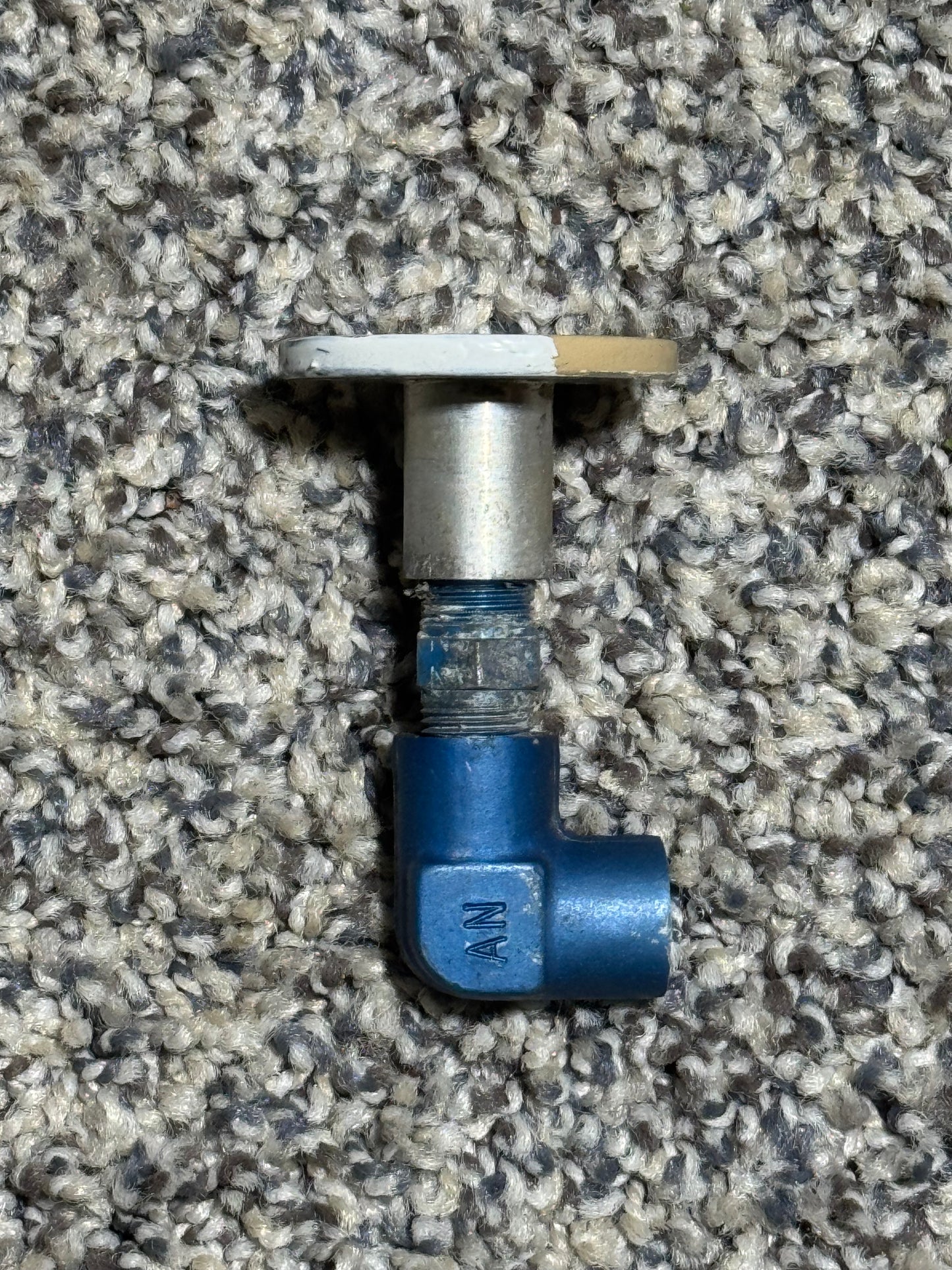 C182 Pitot Static Source Button With Plate