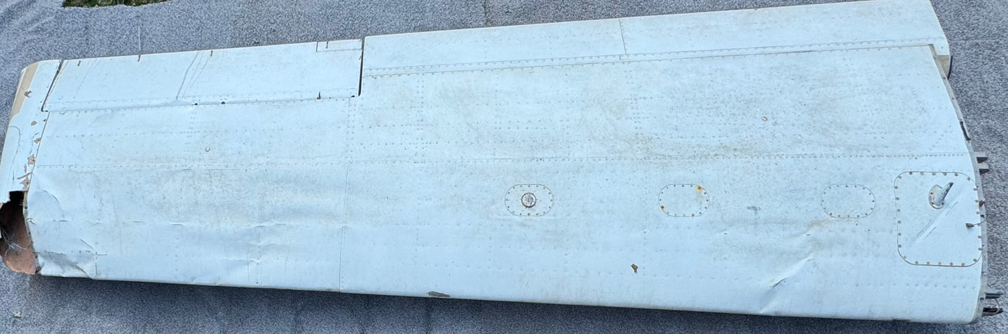 1221222-18 C-T210N RH Wing Assy (Hail Damaged)