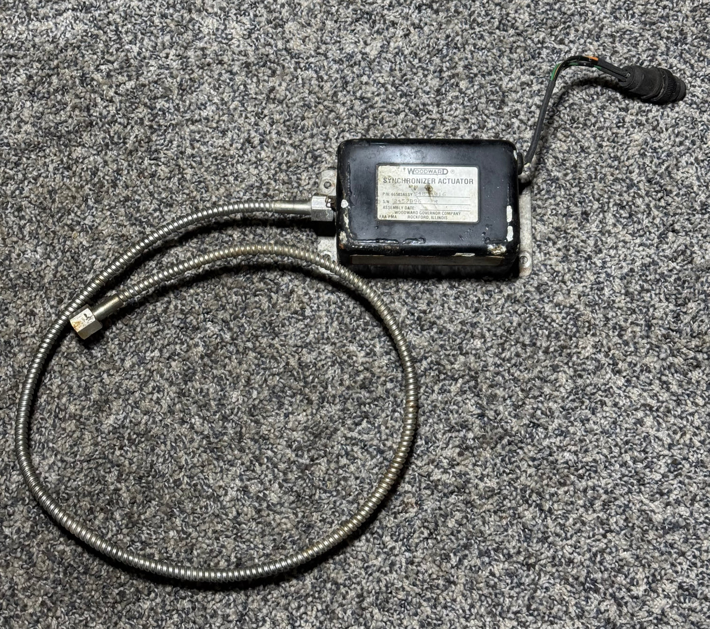 5485-016 Woodward Synchronizer Actuator (Small Dents)