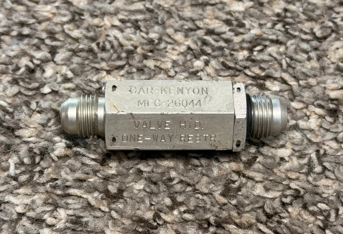 1R3665-035 Gar-Kenyon Hydraulic Valve Assy