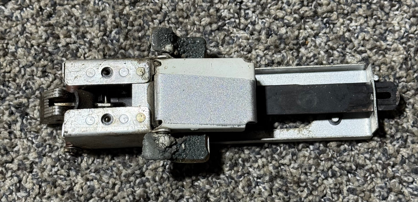 68188-000 PA-28-160 Cabin Door Latch Assembly
