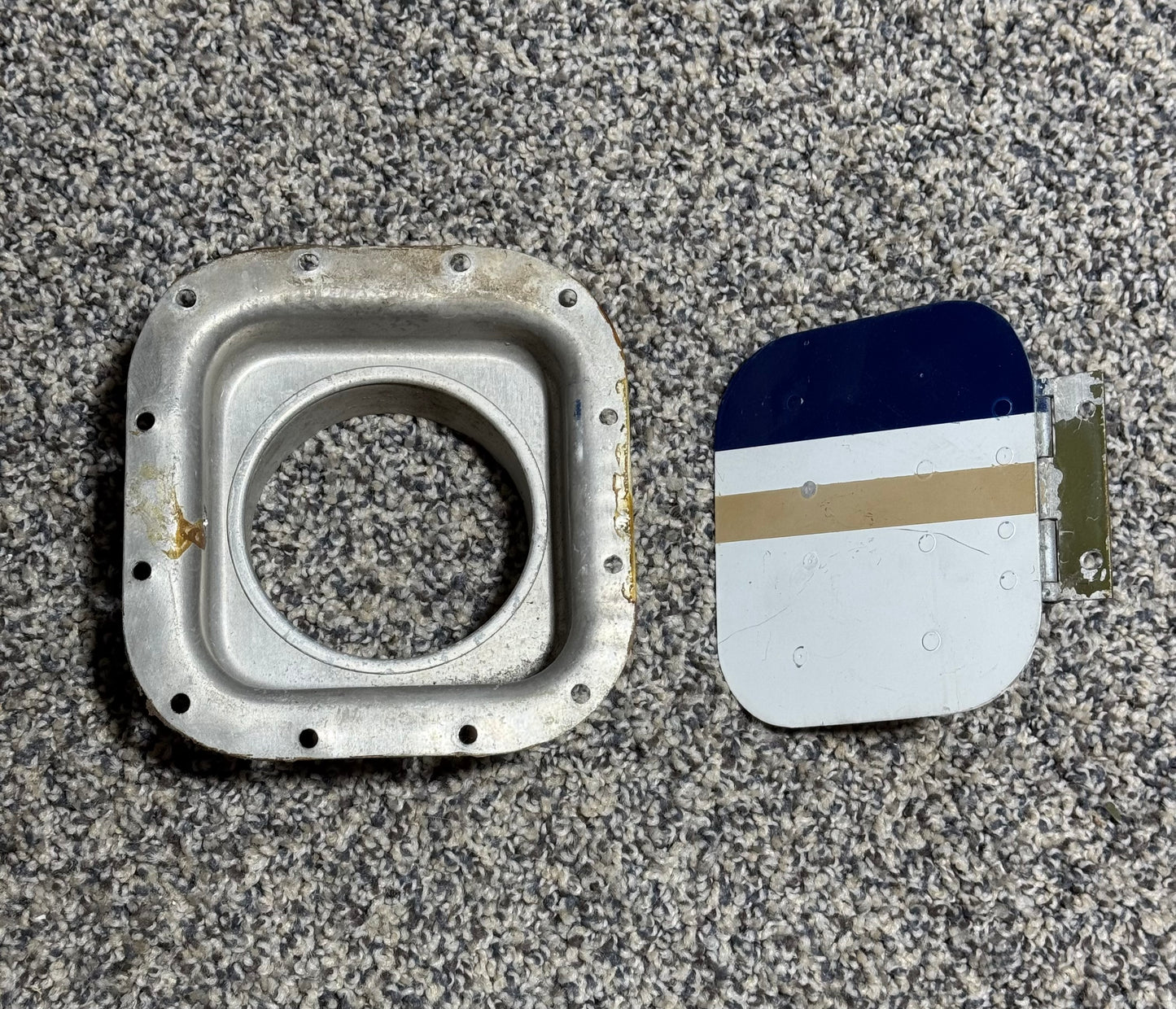 0713135-1 C182 Outside Air vent Door w/ Inlet Assy
