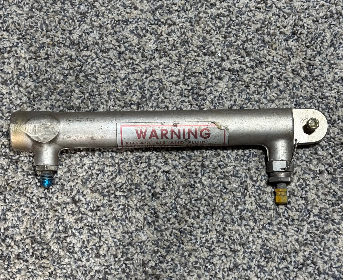 KAO-2043025-3F C-210 Accumulator Assembly