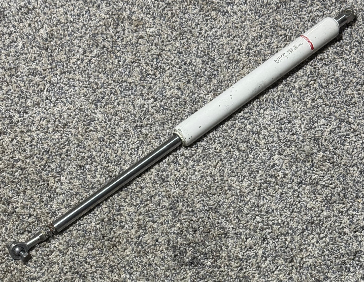 B-31009 Eaton Gas Spring Strut Assy