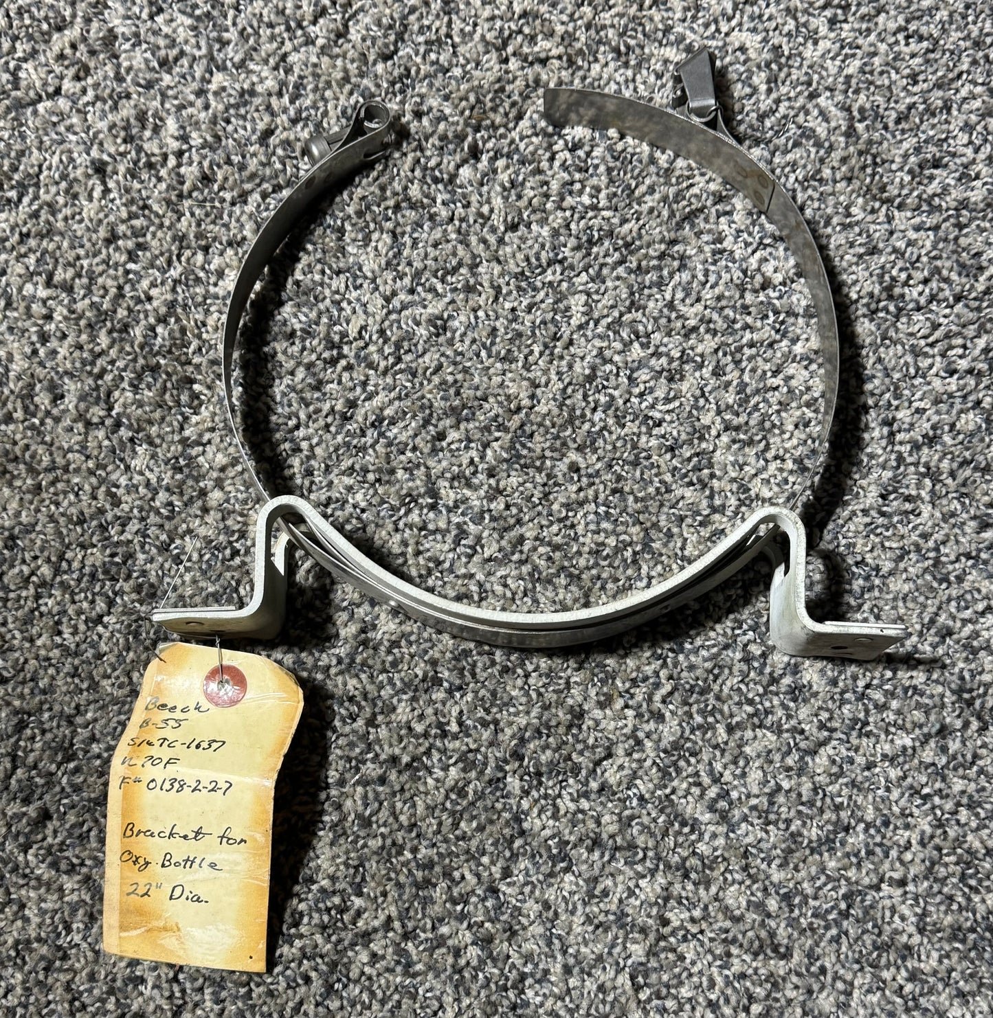 8590 Beechcraft E-55 Oxygen Bottle Clamp & Mounting Bracket