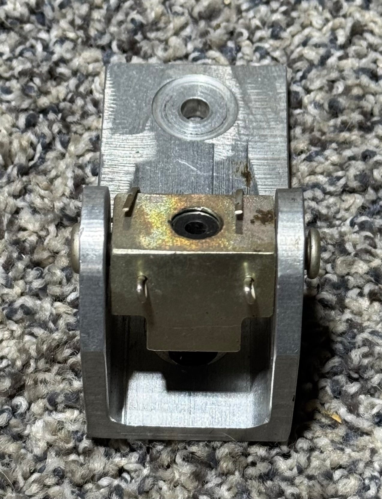 84737-002 PA46-350P Fitting Gas Spring Attach