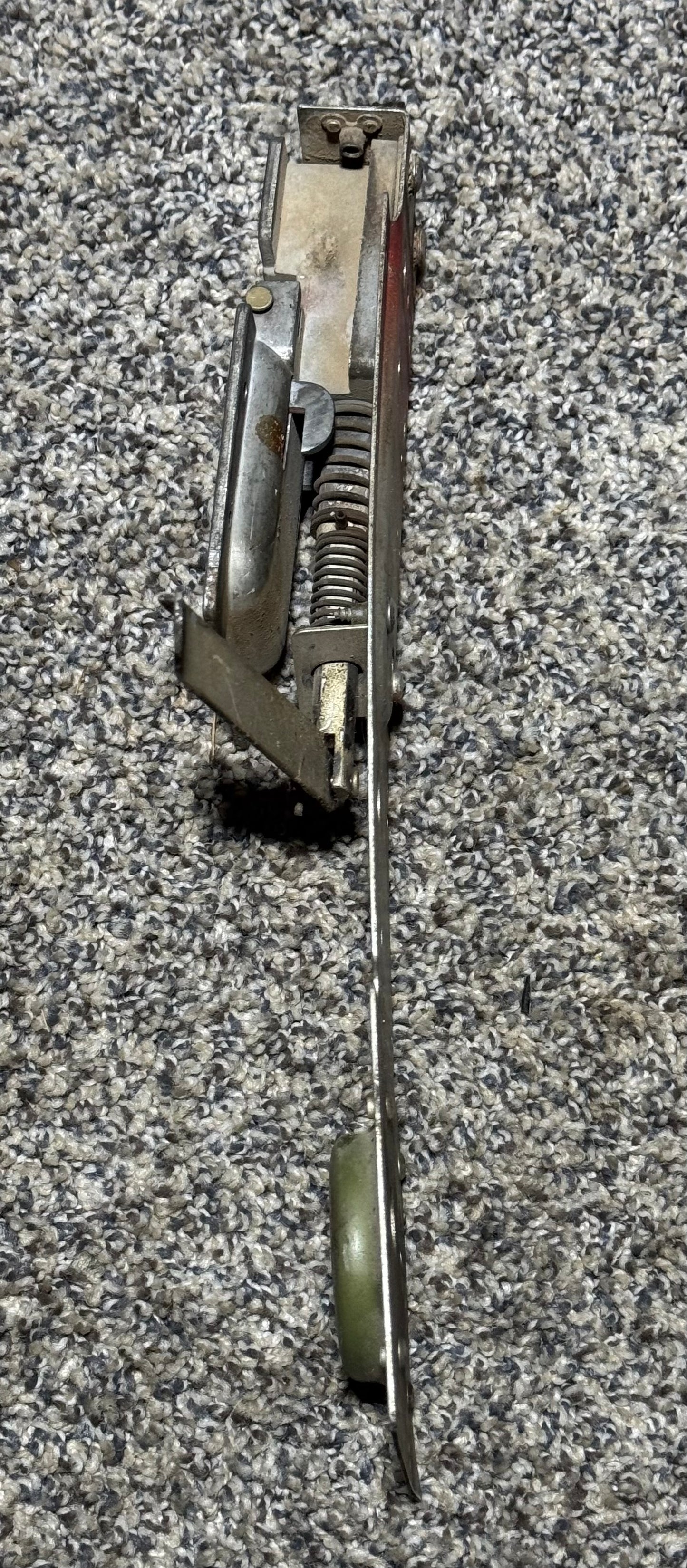0511256-1 C-172 LH Cabin Door Latch Assembly