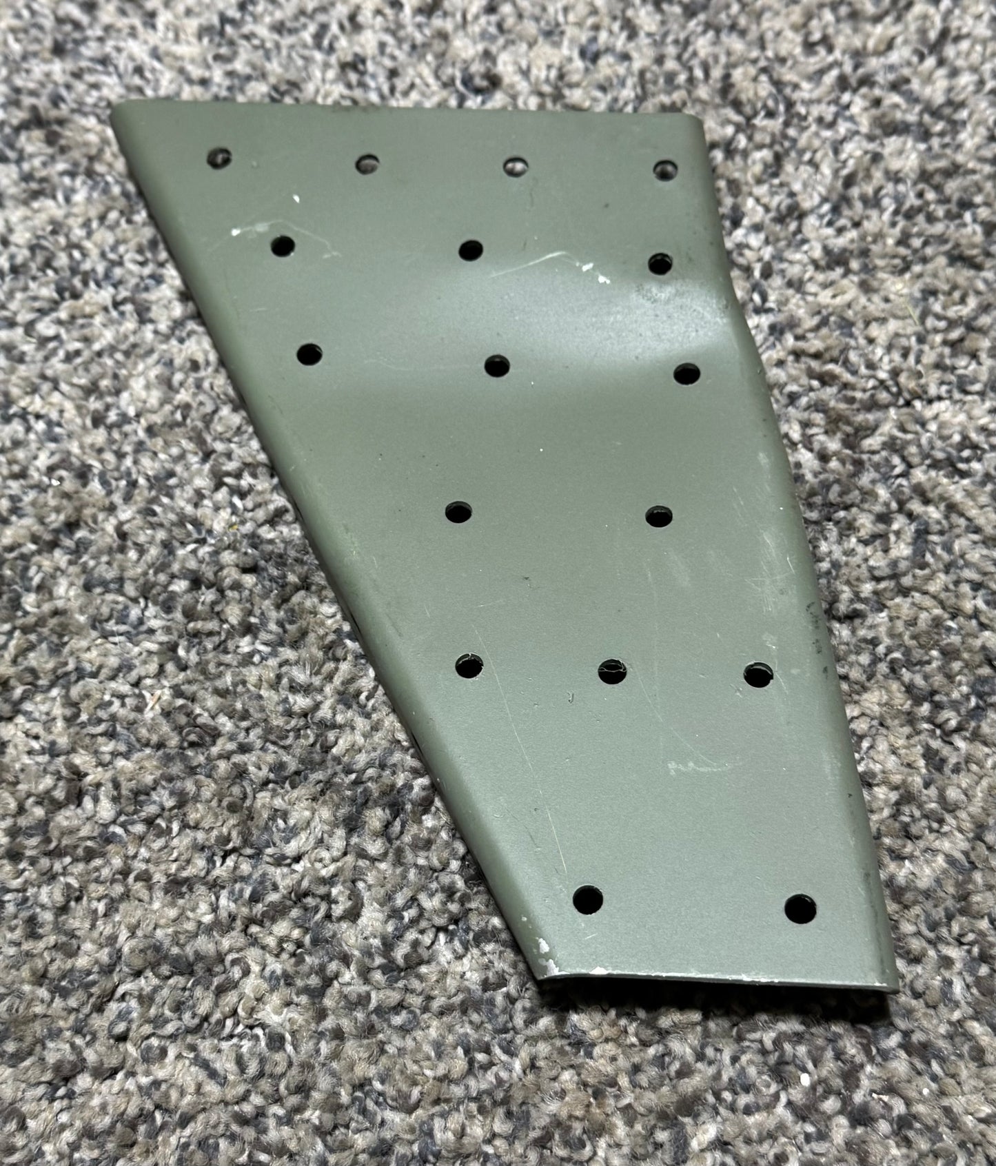 0713607-1 Cessna 182R LH Flange Plate AFT Assembly