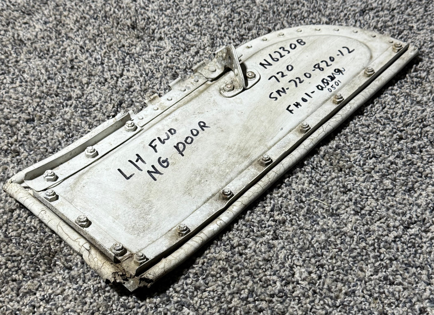 5330052-5 Aero Commander 720 LH FWD Nose Landing Gear Door