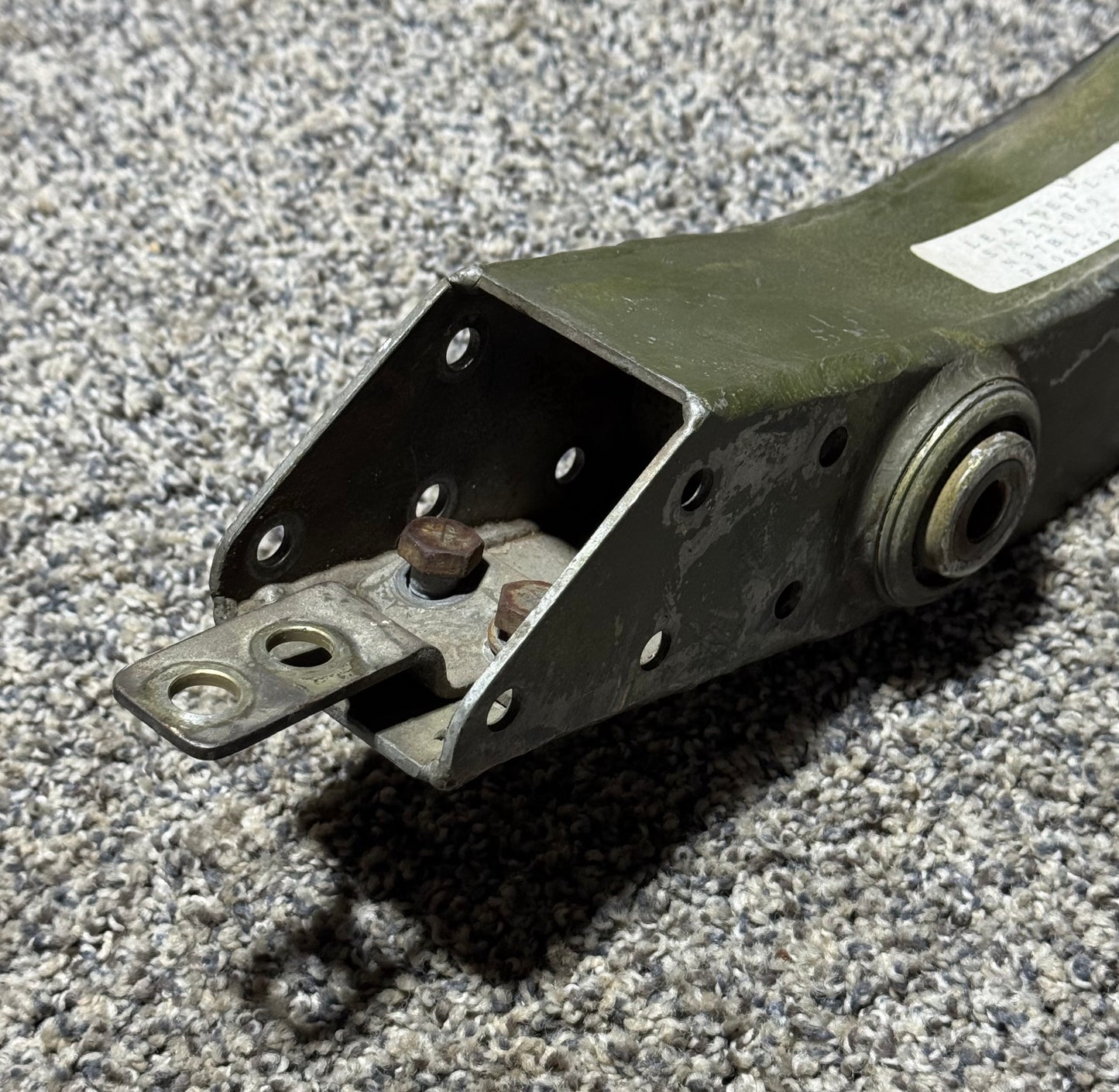 2351038-40 Learjet 25B Engine Yoke LH Assembly