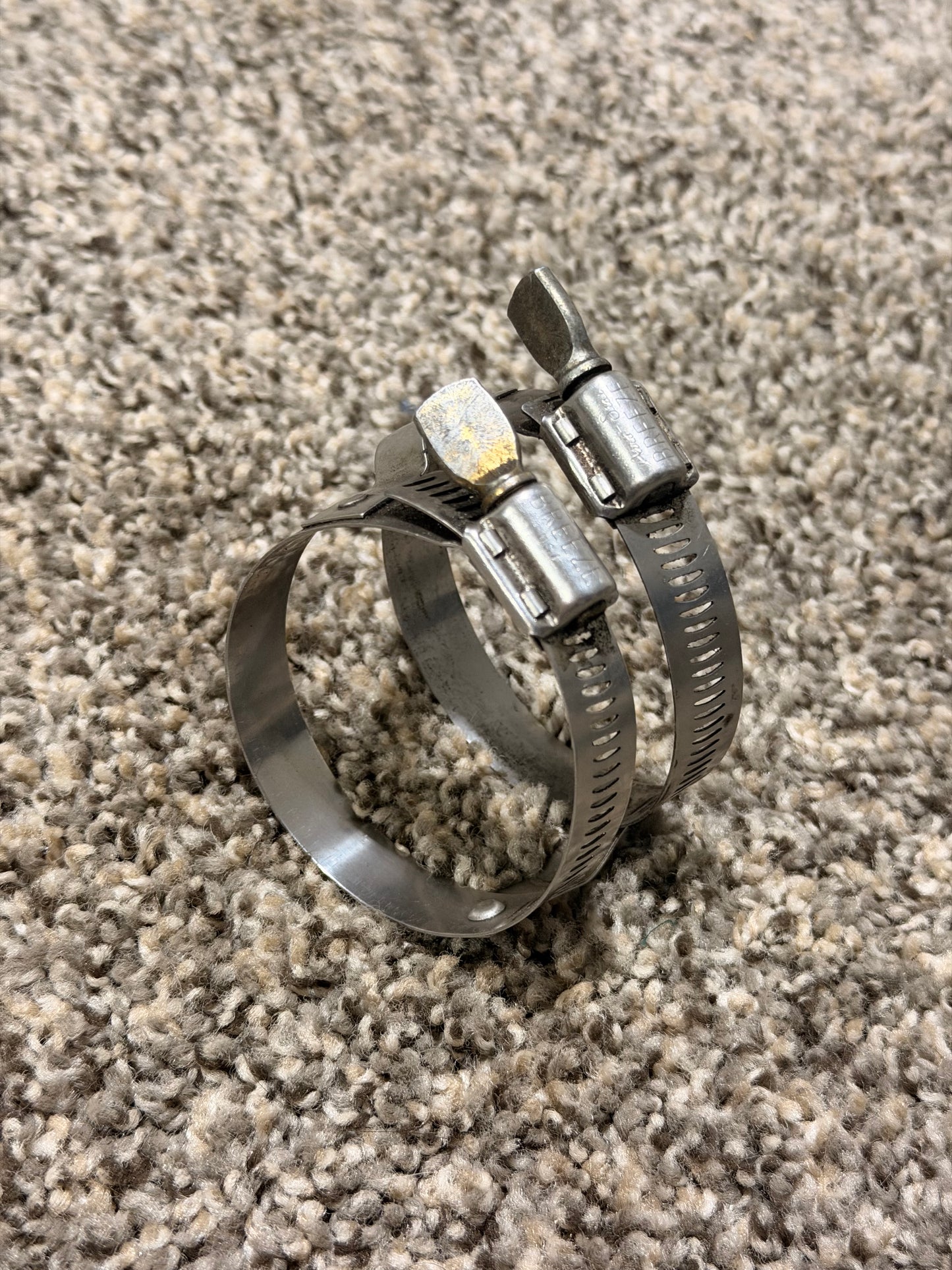 629163-5 Dual Hose Clamp Assy