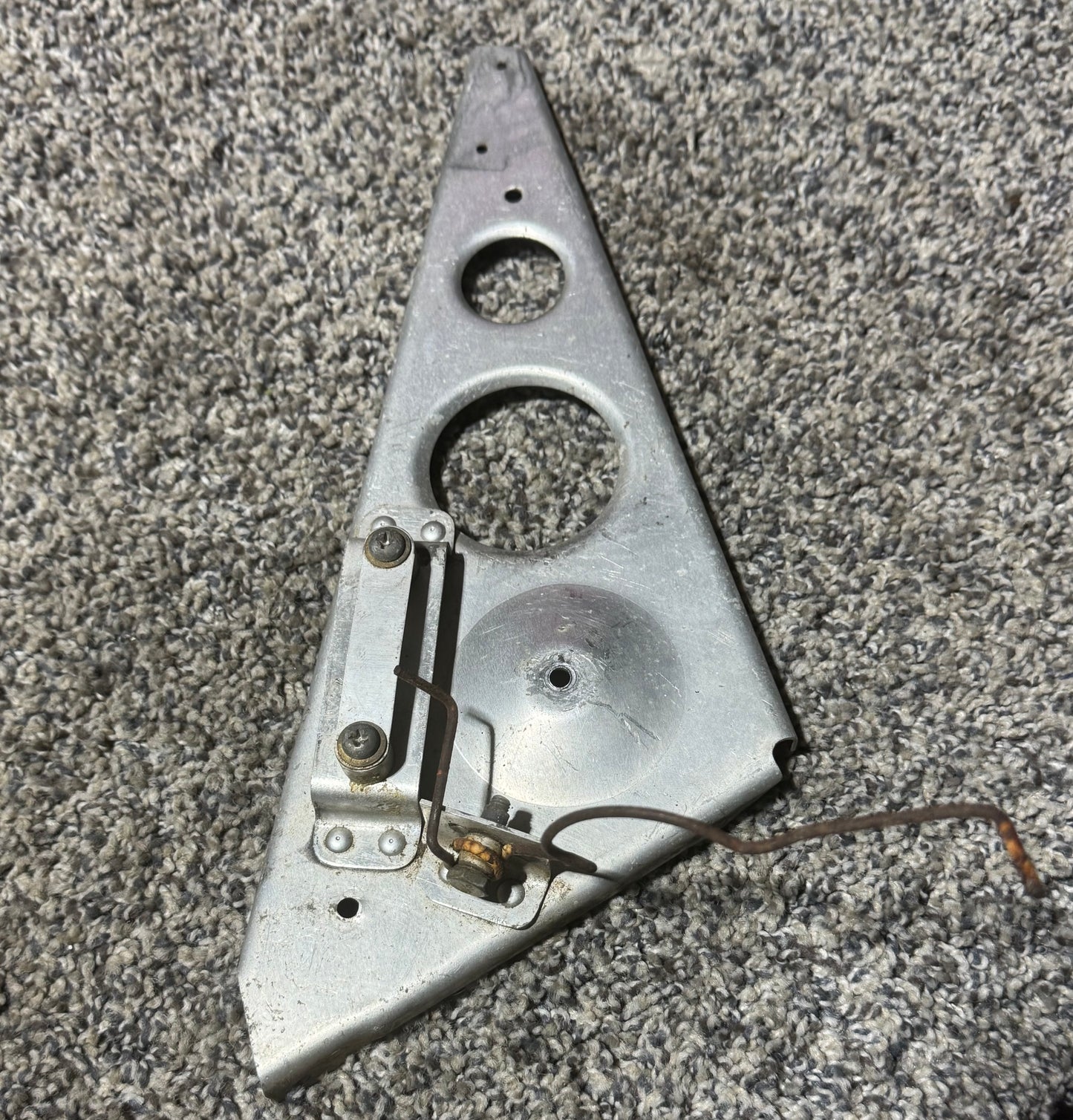 1261444-2 C-210L Elevator Support W/ Rudder Trim Shaft