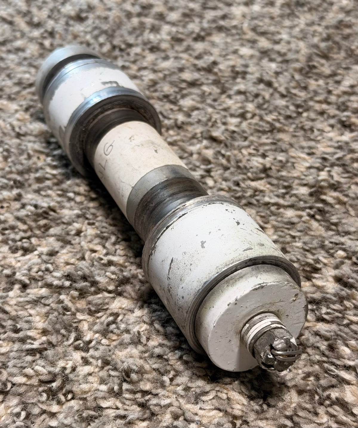 0543003 Cessna T210N Nose Gear Wheel Axle Tube Assembly W/ Spacers & Ferrule Caps