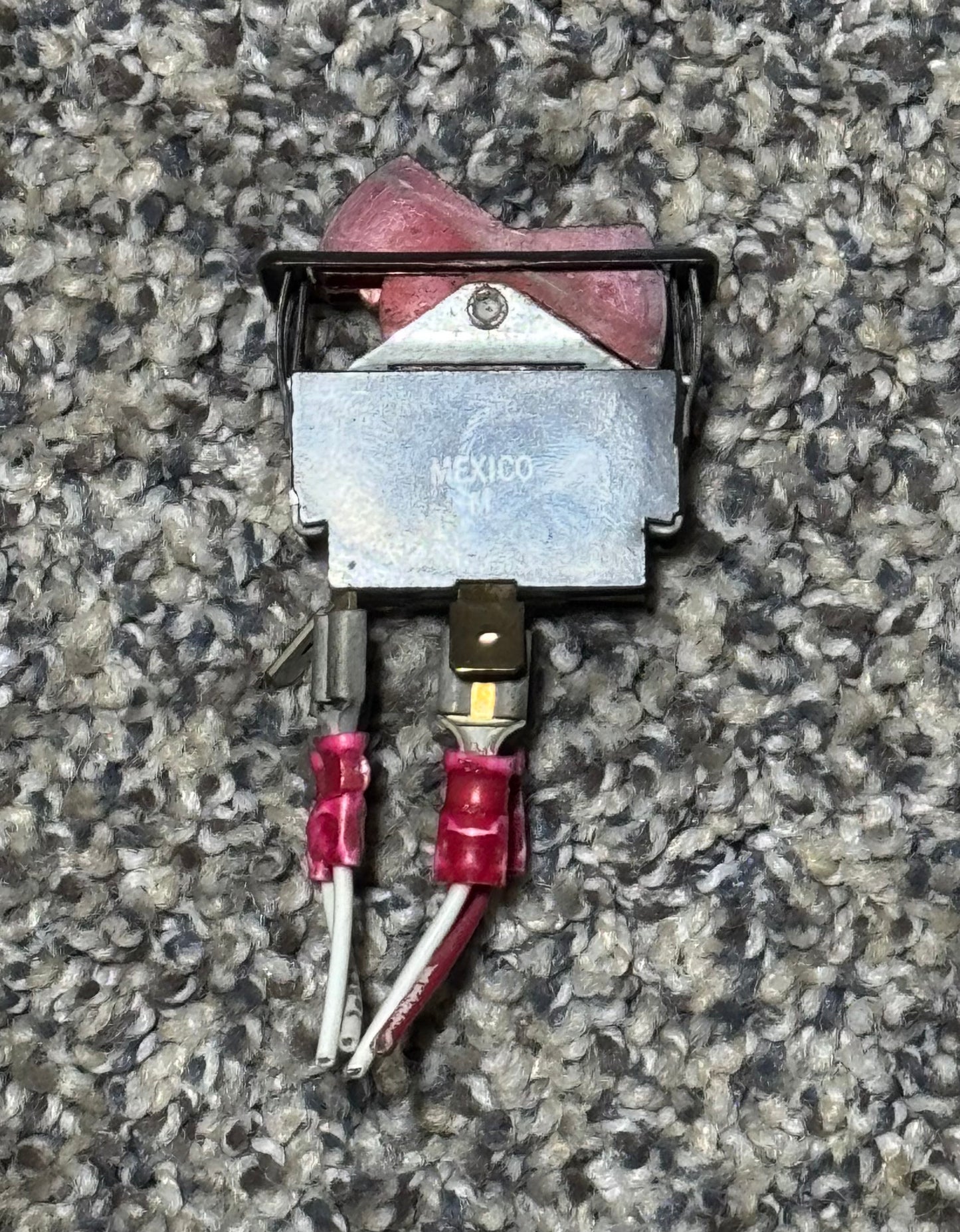 S1994-1-1 Cessna Split Master Rocker Switch