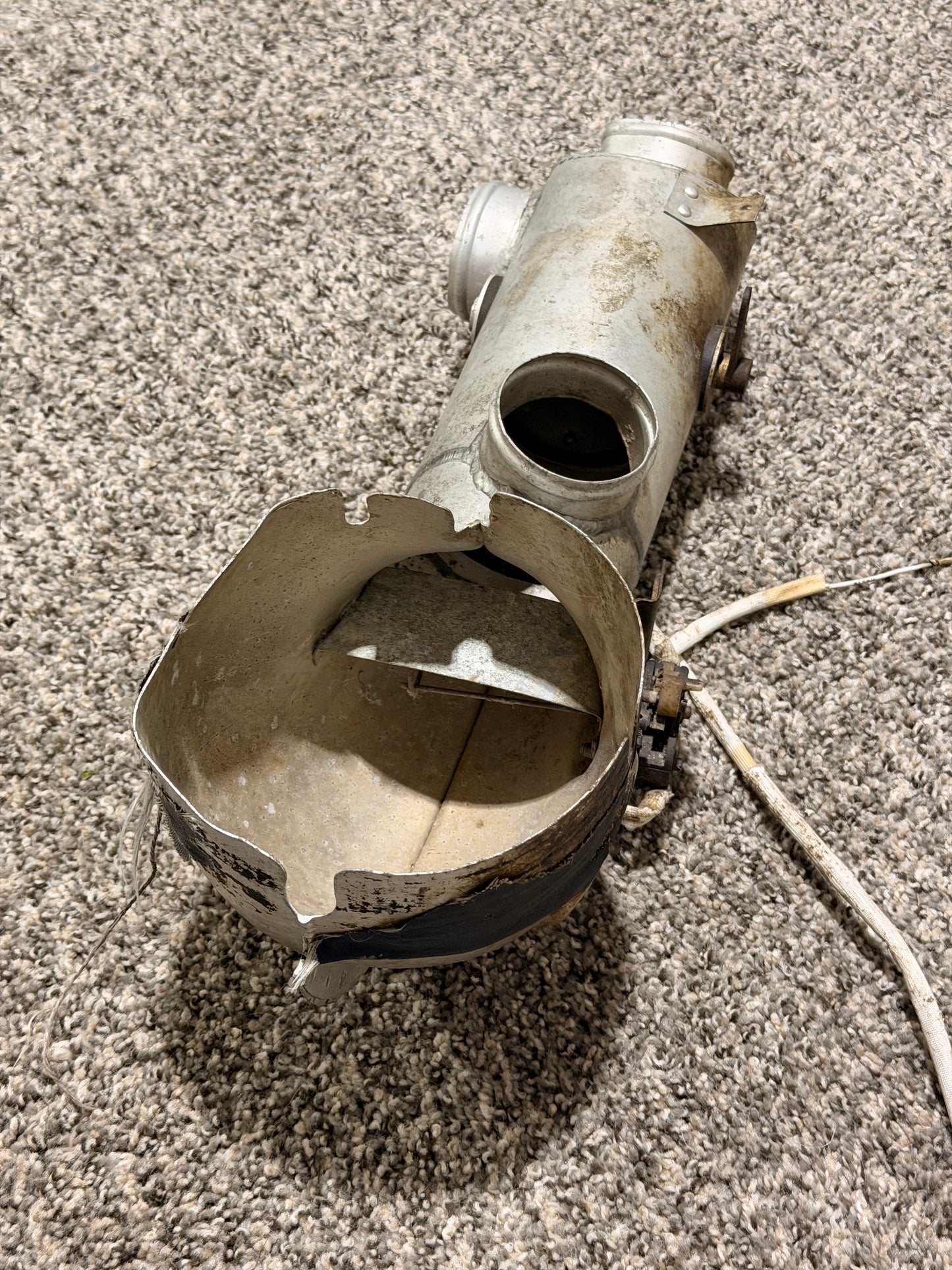 0813847-1 Cessna 310 Control Assembly Heat