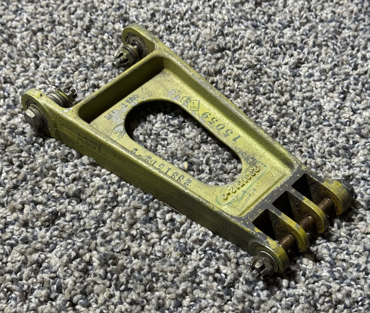 2331512-2 Learjet Arm Assembly