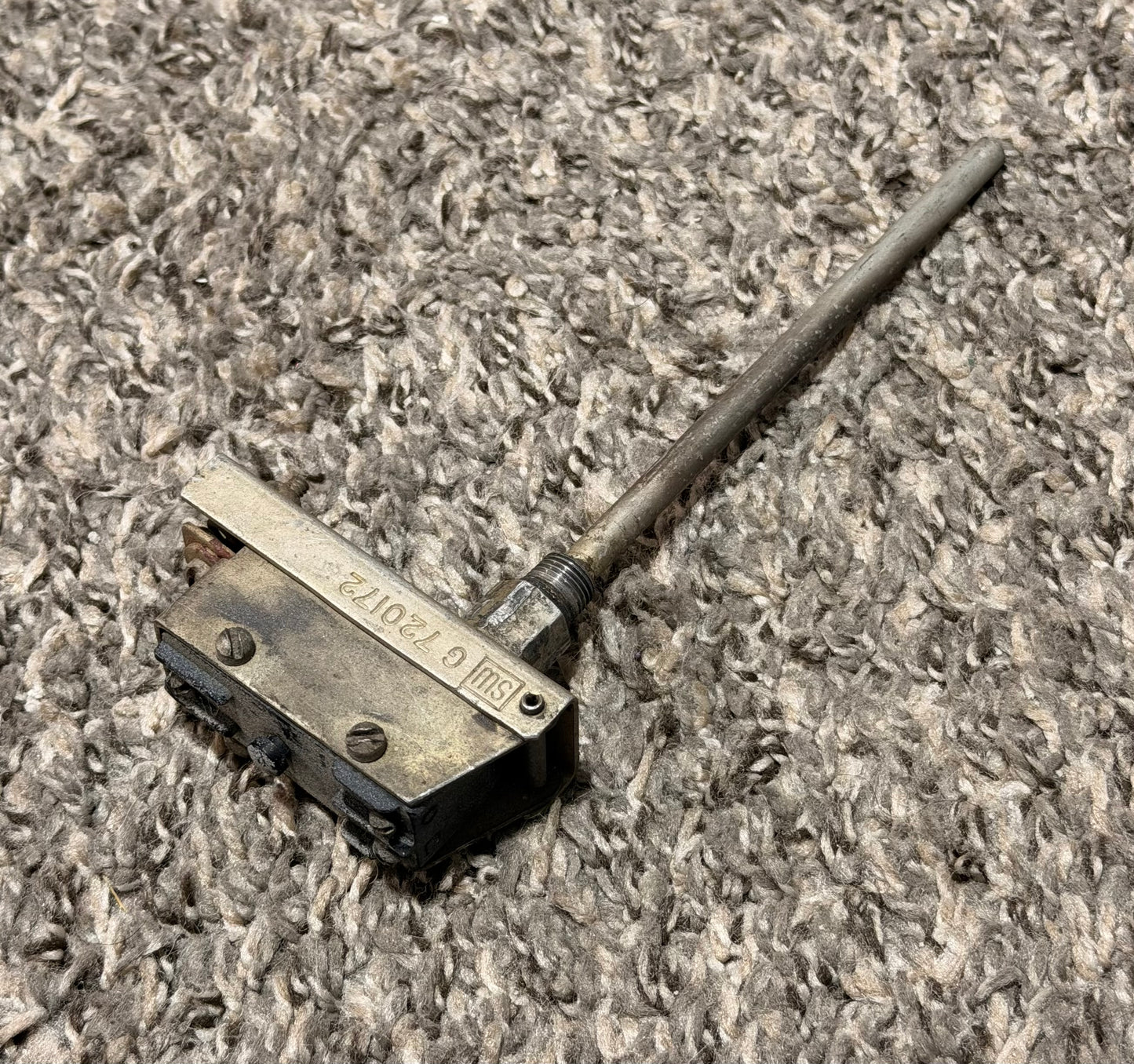 G720172 Janitrol Cessna 414 Heater Switch Assy