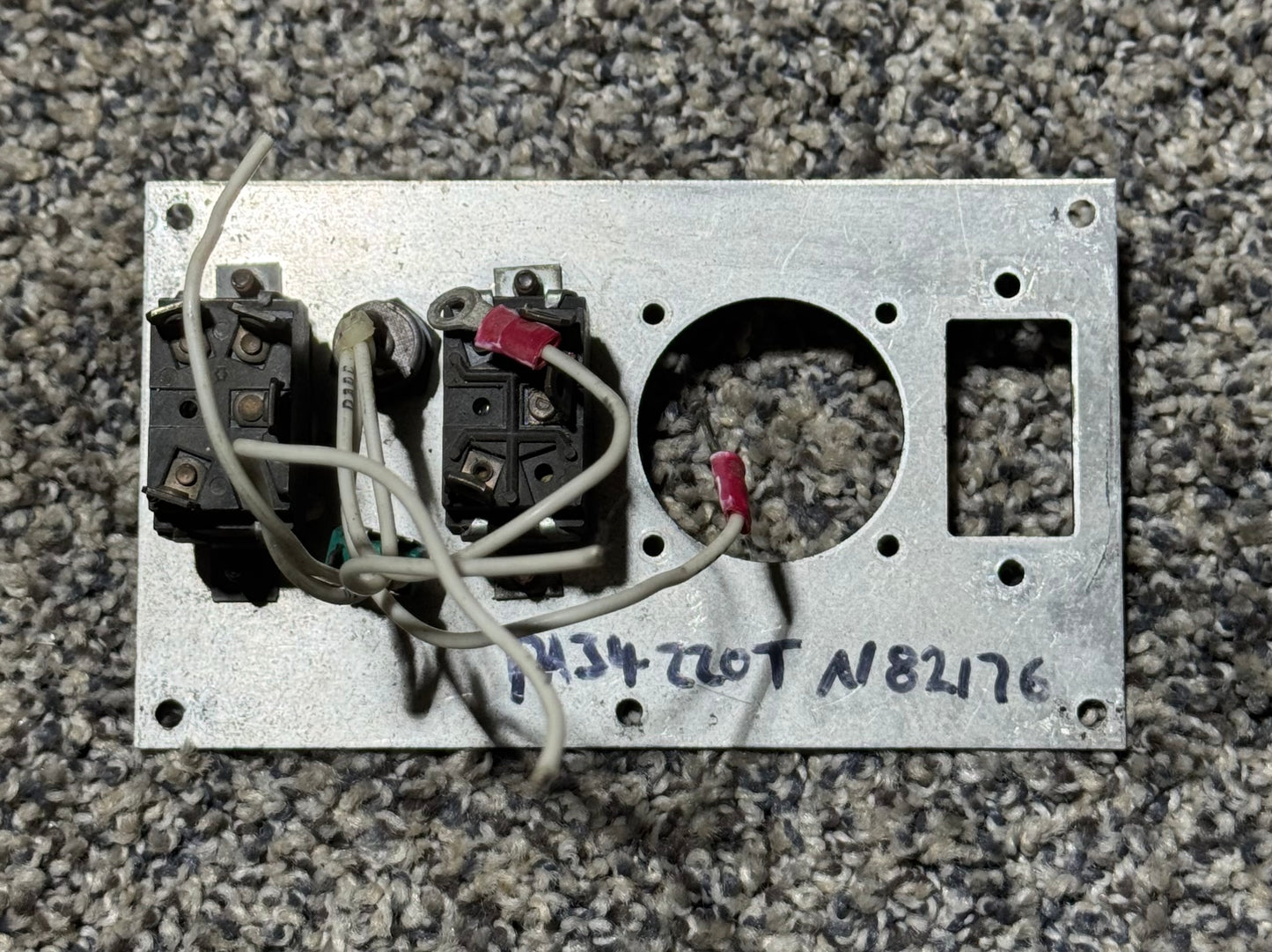 PA34-DI-P PA-34-220T Seneca II De-Ice Switch & Gauge Assy