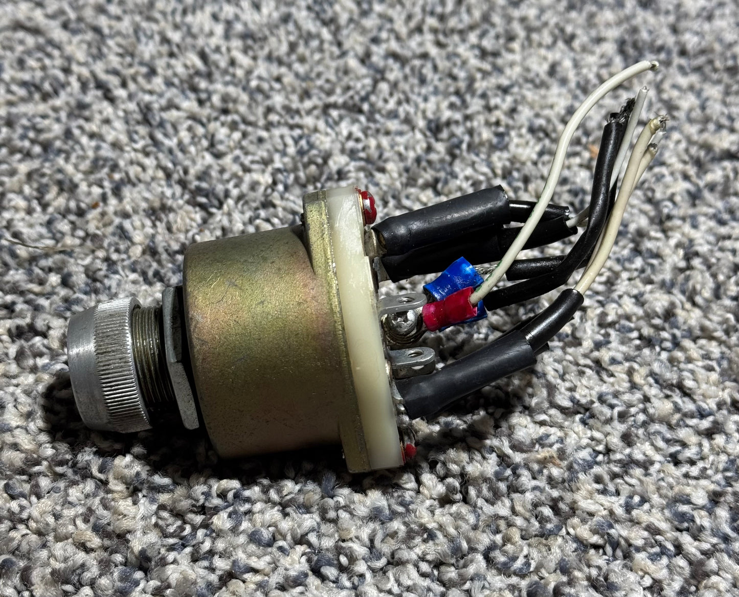 C292501-0105 Ignition Switch (No Key)