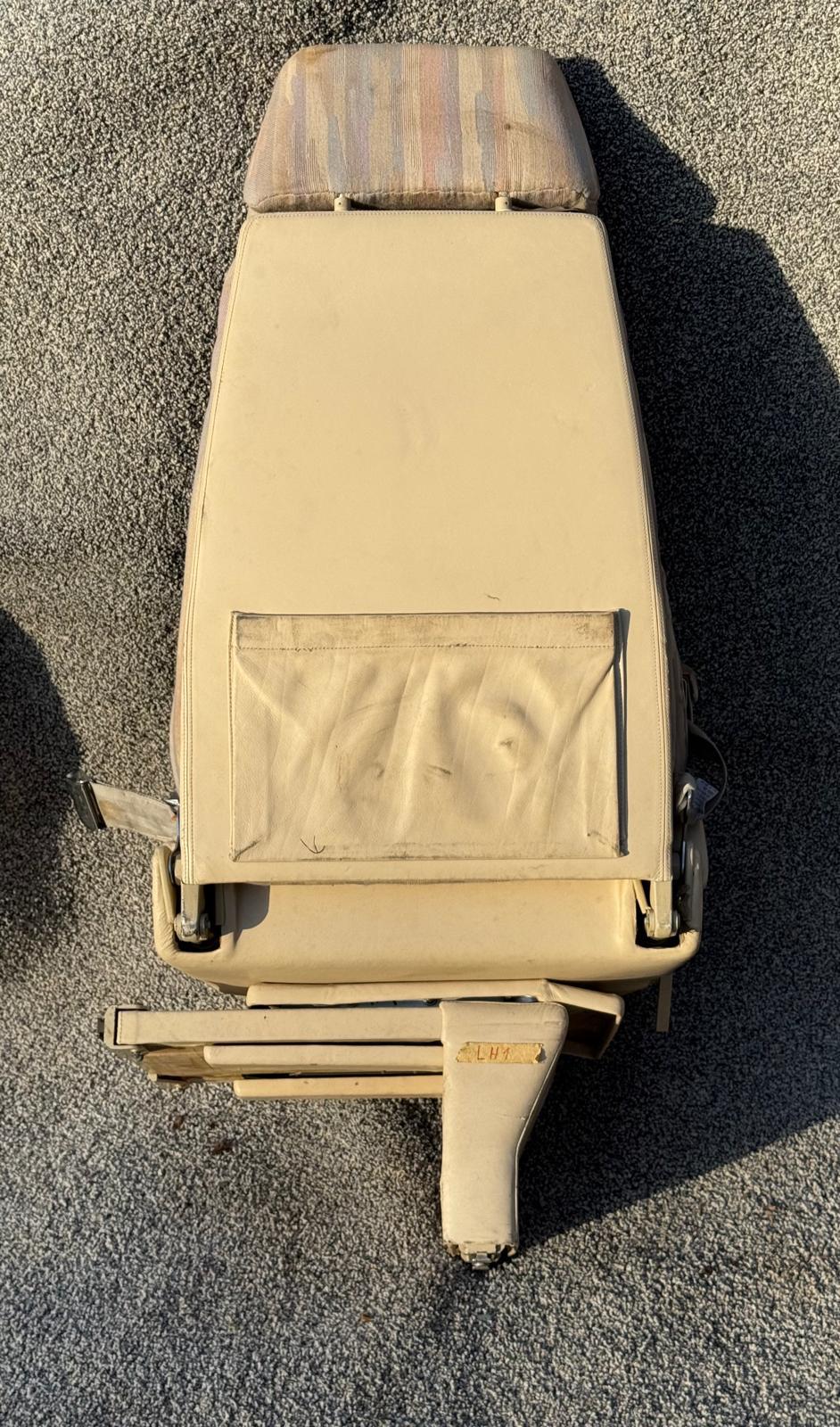 6519156-1 Cessna 650 LH Seat
