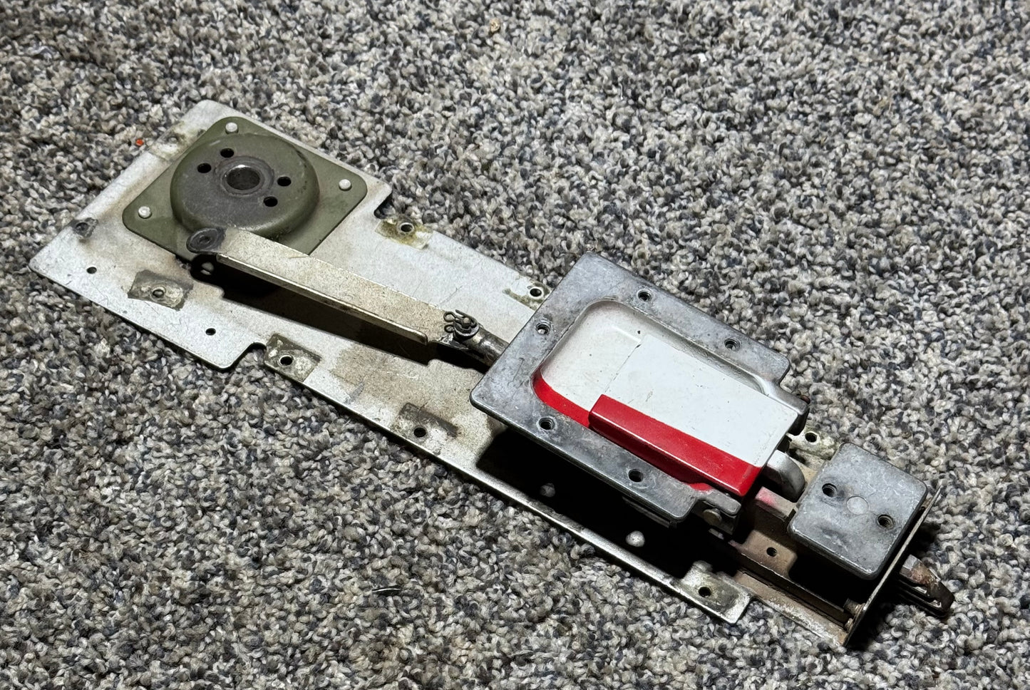 0511256-1 C-172 LH Cabin Door Latch Assembly