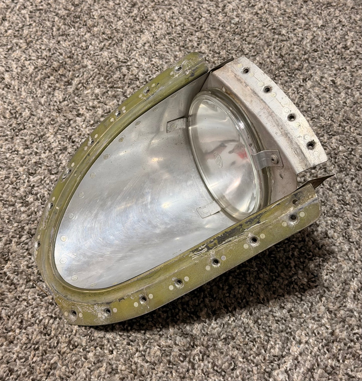 5800005-19 Aero Commander 500B Landing Light House LH Assy