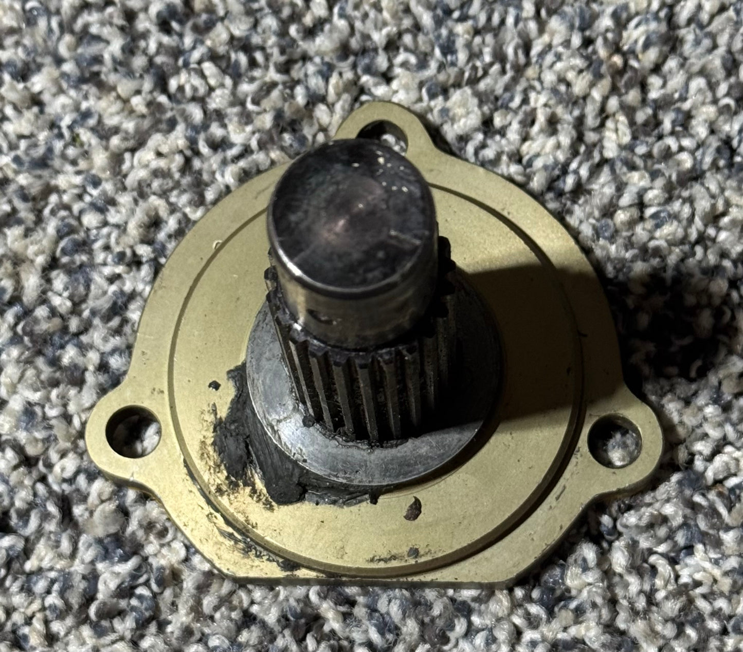1281018-1 C-182, 210 Cap Actuator Shaft