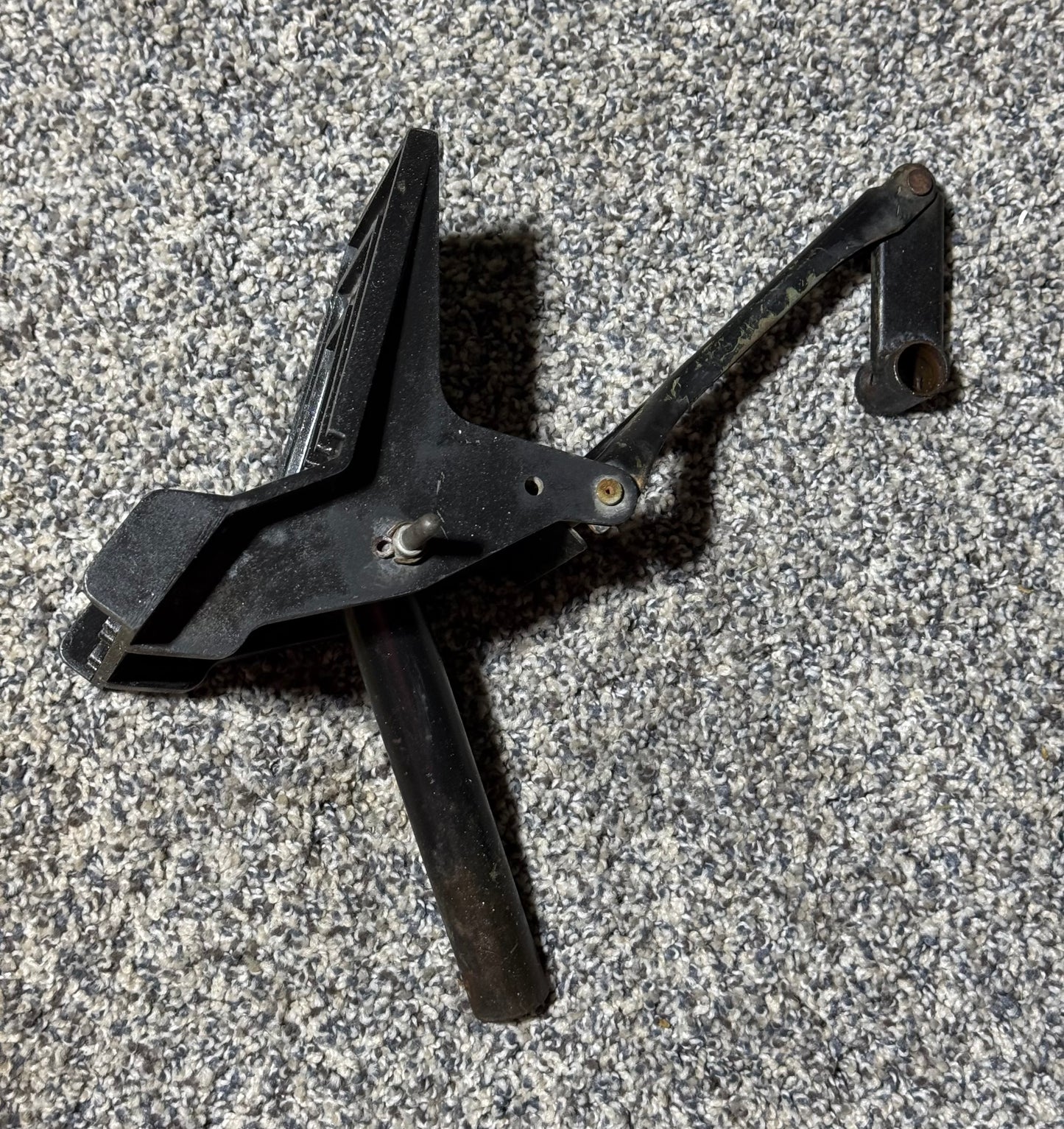 1460320-495 C-172 Rudder Pedal Assy