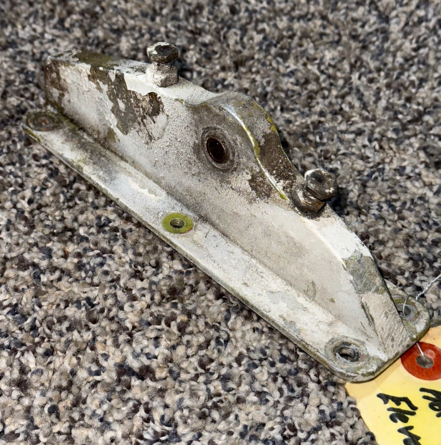 Piper PA-28R-180 Horizontal Stabilizer Elevator Bracket