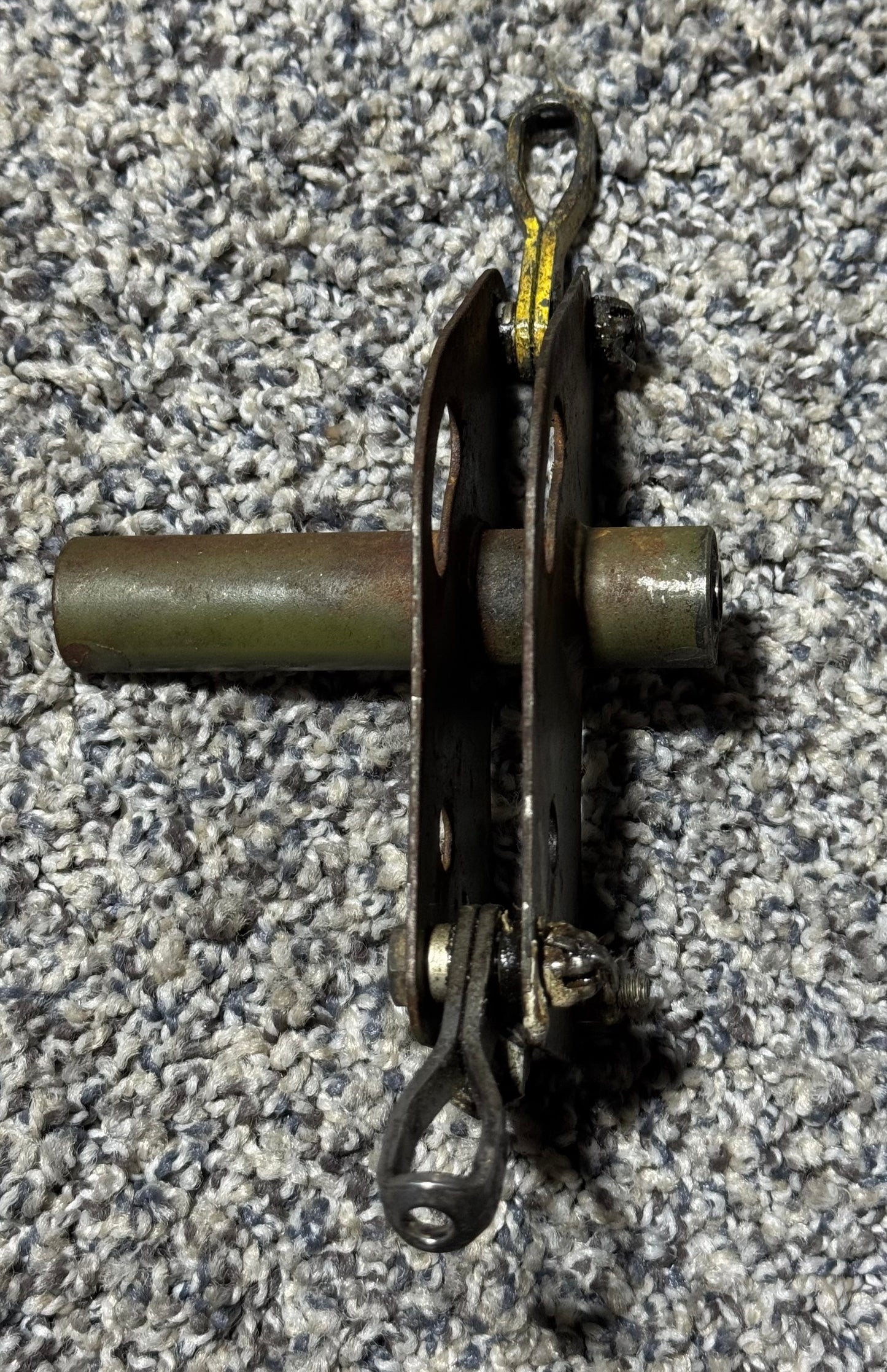 0422430-7 C-172 LH Bellcrank Aileron Assembly