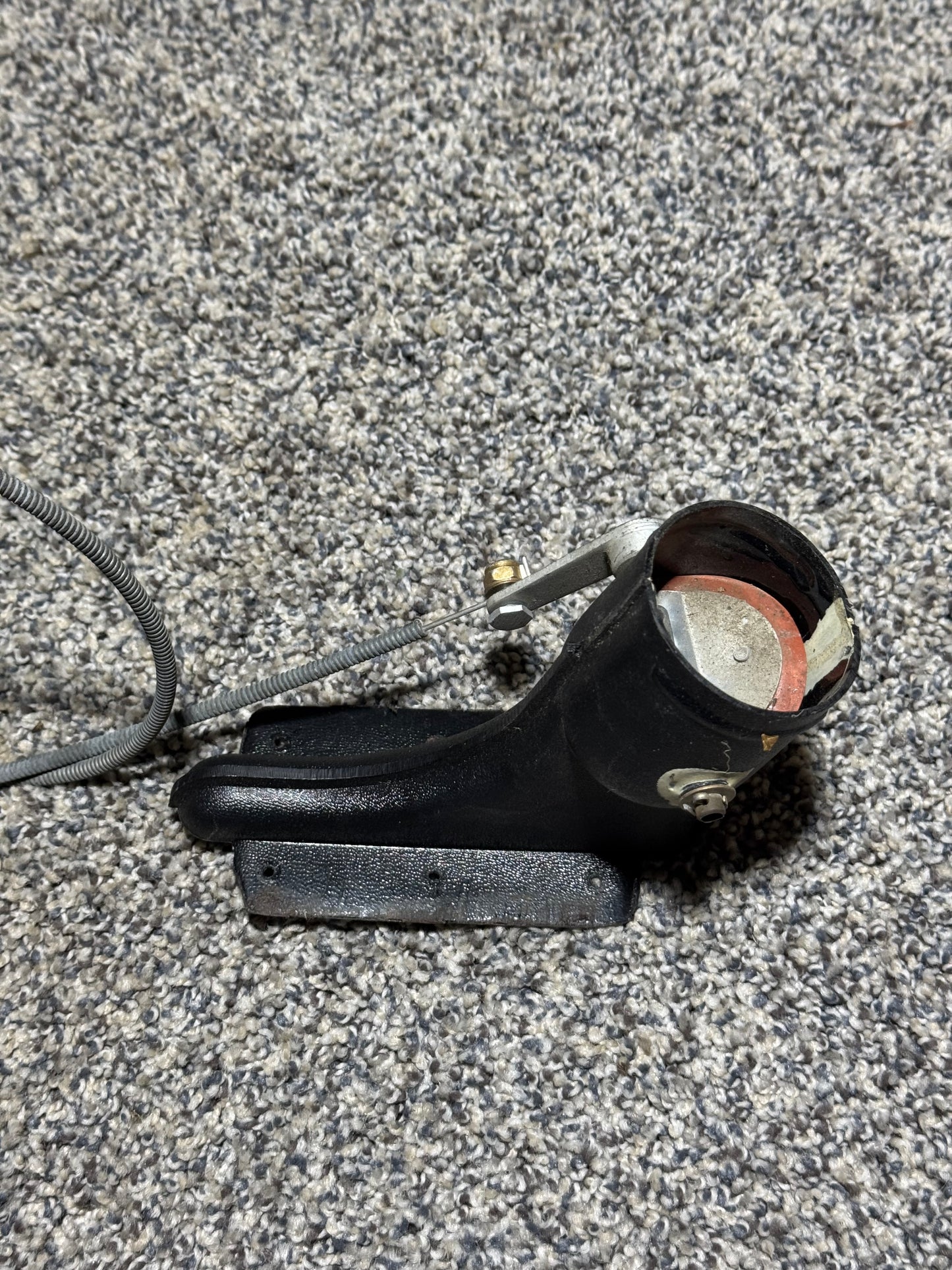 S1268-13 C-182R Defrost Control Cable Assy W/ Air Duct Nozzle