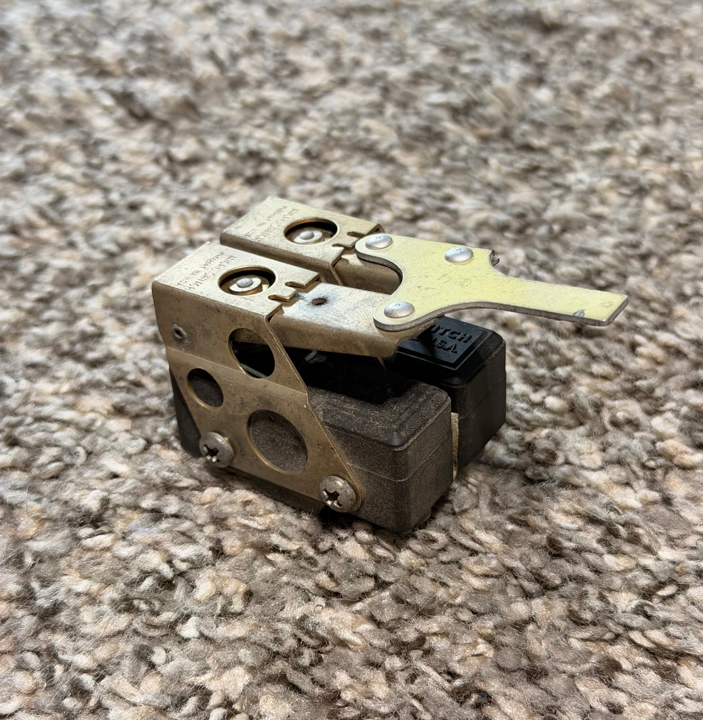 MS25026-1 Beechcraft A36 Landing Gear Limit Switch Assy