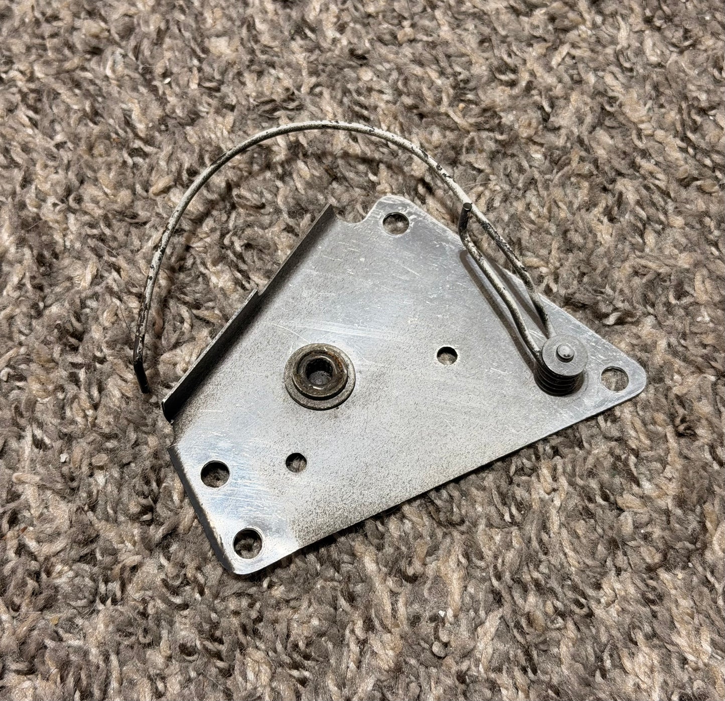 0713642-1 Cessna 172 Elevator Trim Retainer Assy