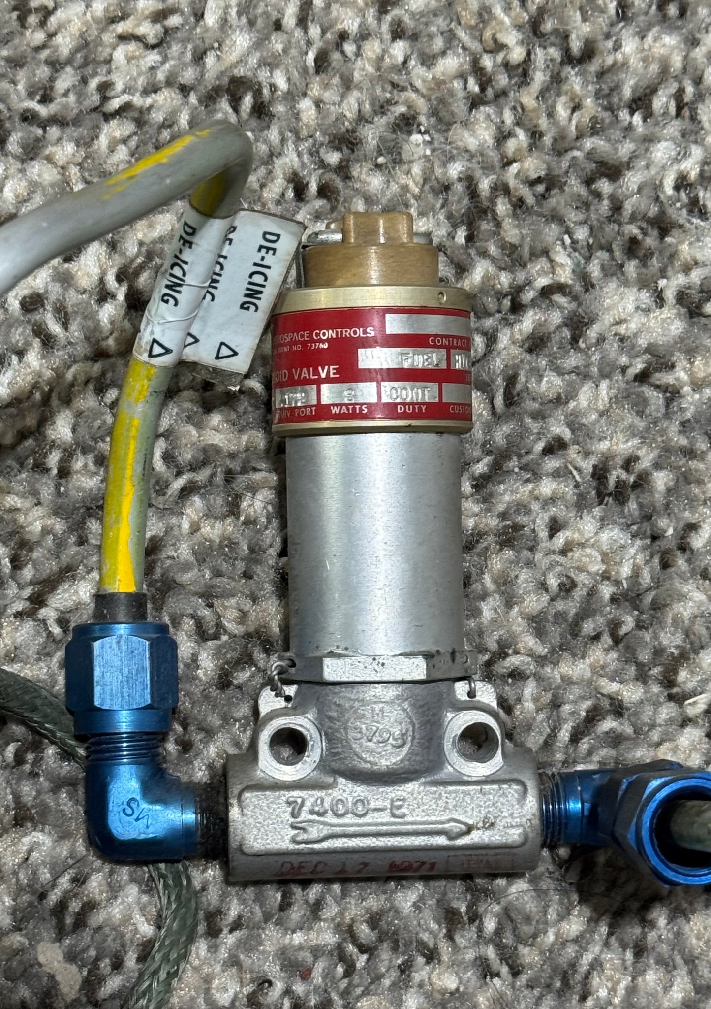 574A Bendix Electric Fuel Pump W/ 58-380086-1 ITT AeroSpace Fuel Solenoid Valve