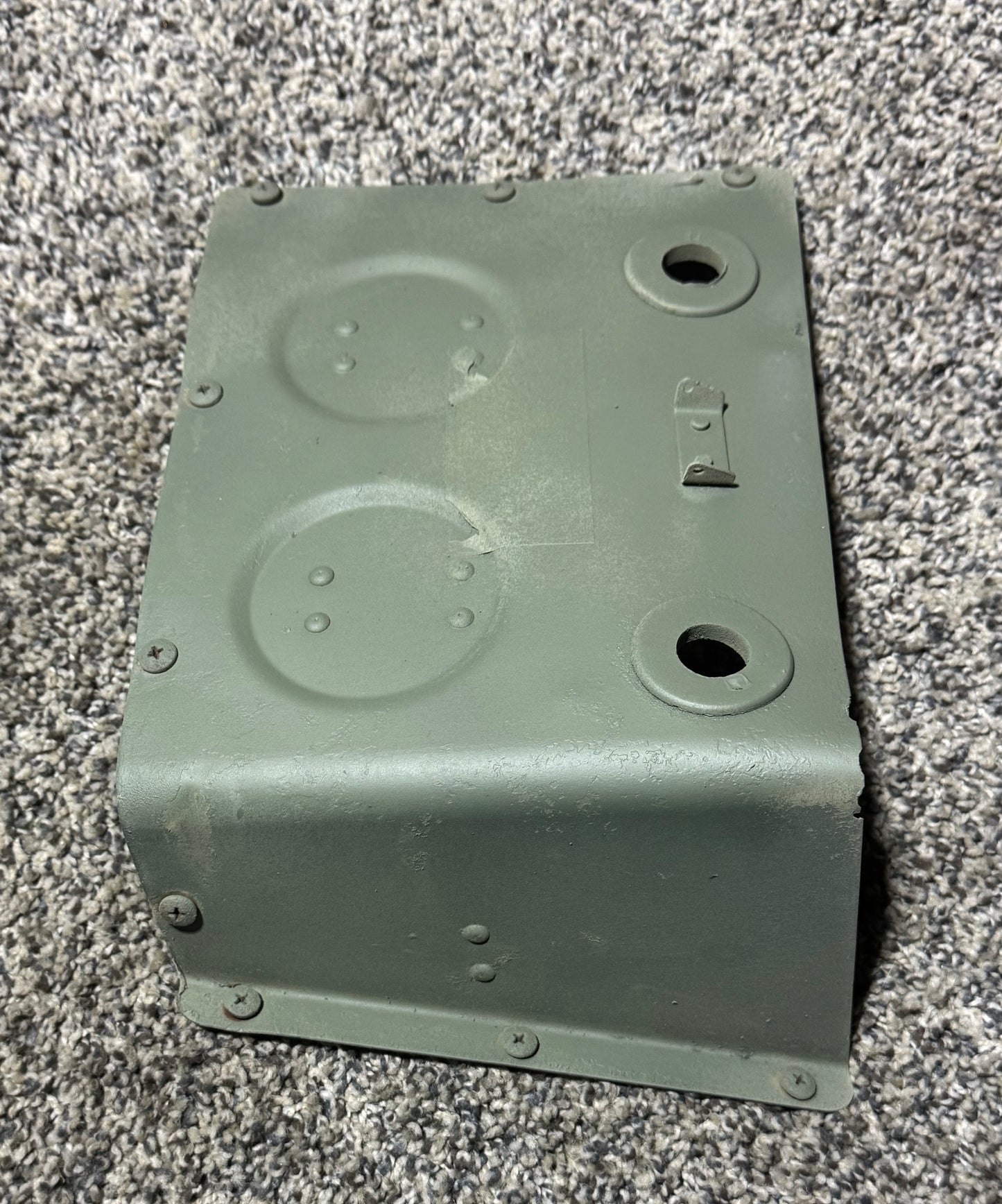 1250950-1 C-210 Battery Tray Cover