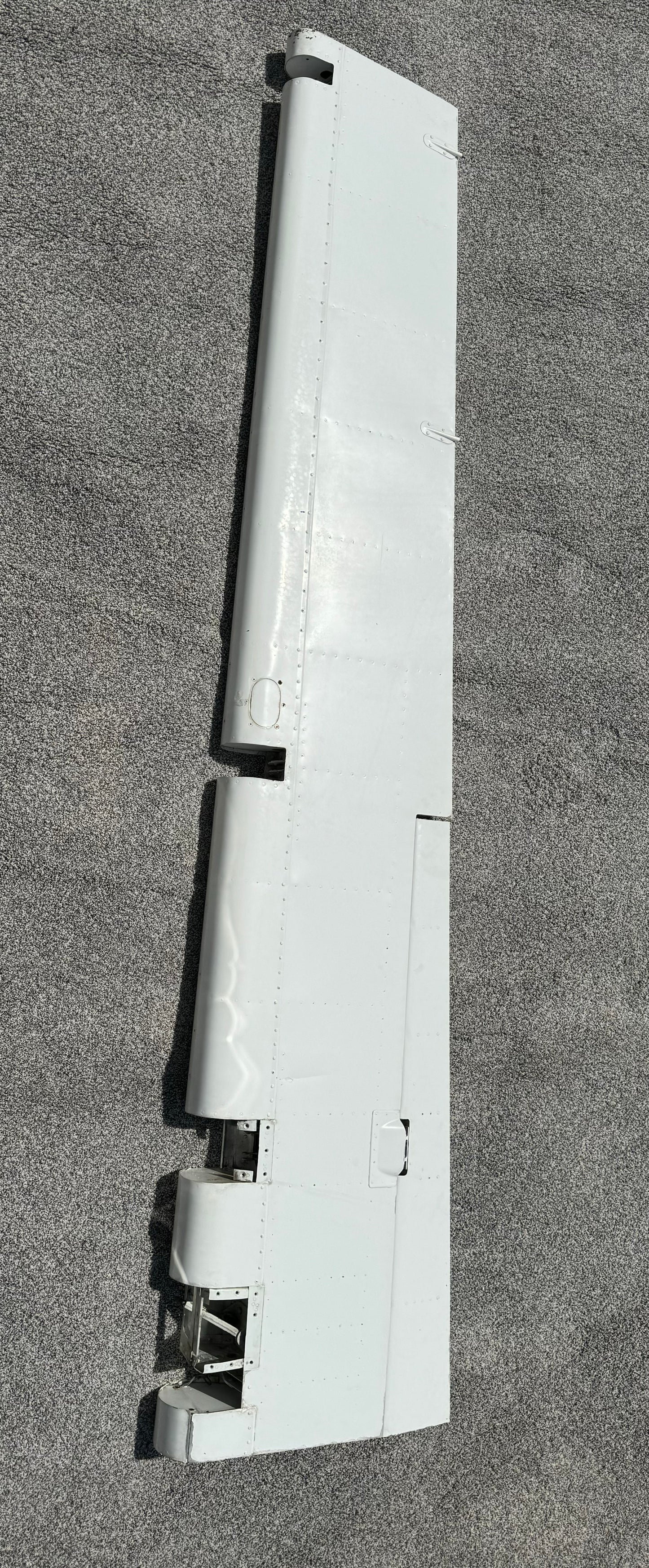 P/N 5525000-65 Cessna 500 L/H Flap