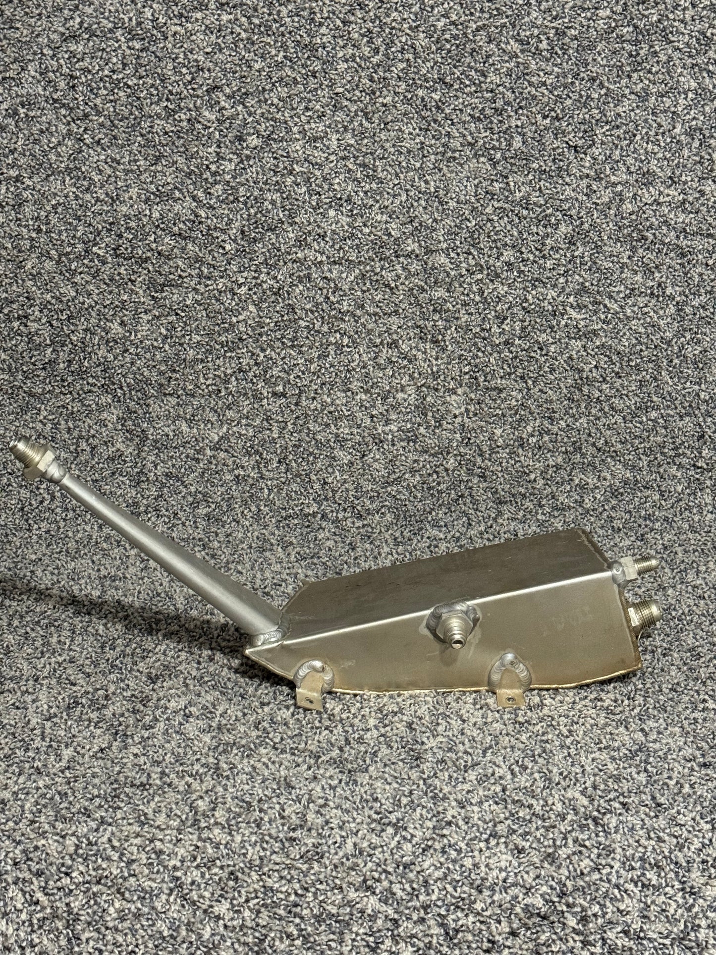 1216407-9 C-210 Fuel Reservoir Assembly LH