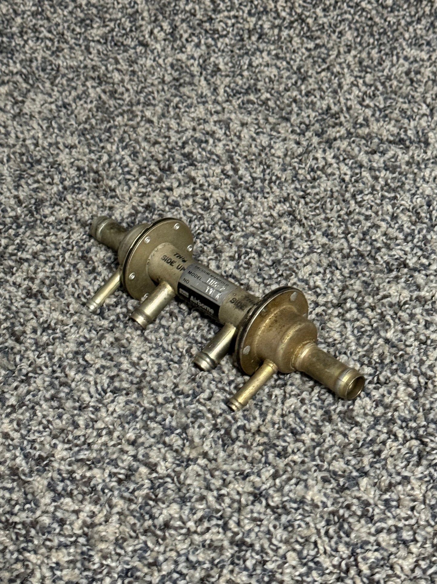 1H5-2 Airborne Vacuum Manifold