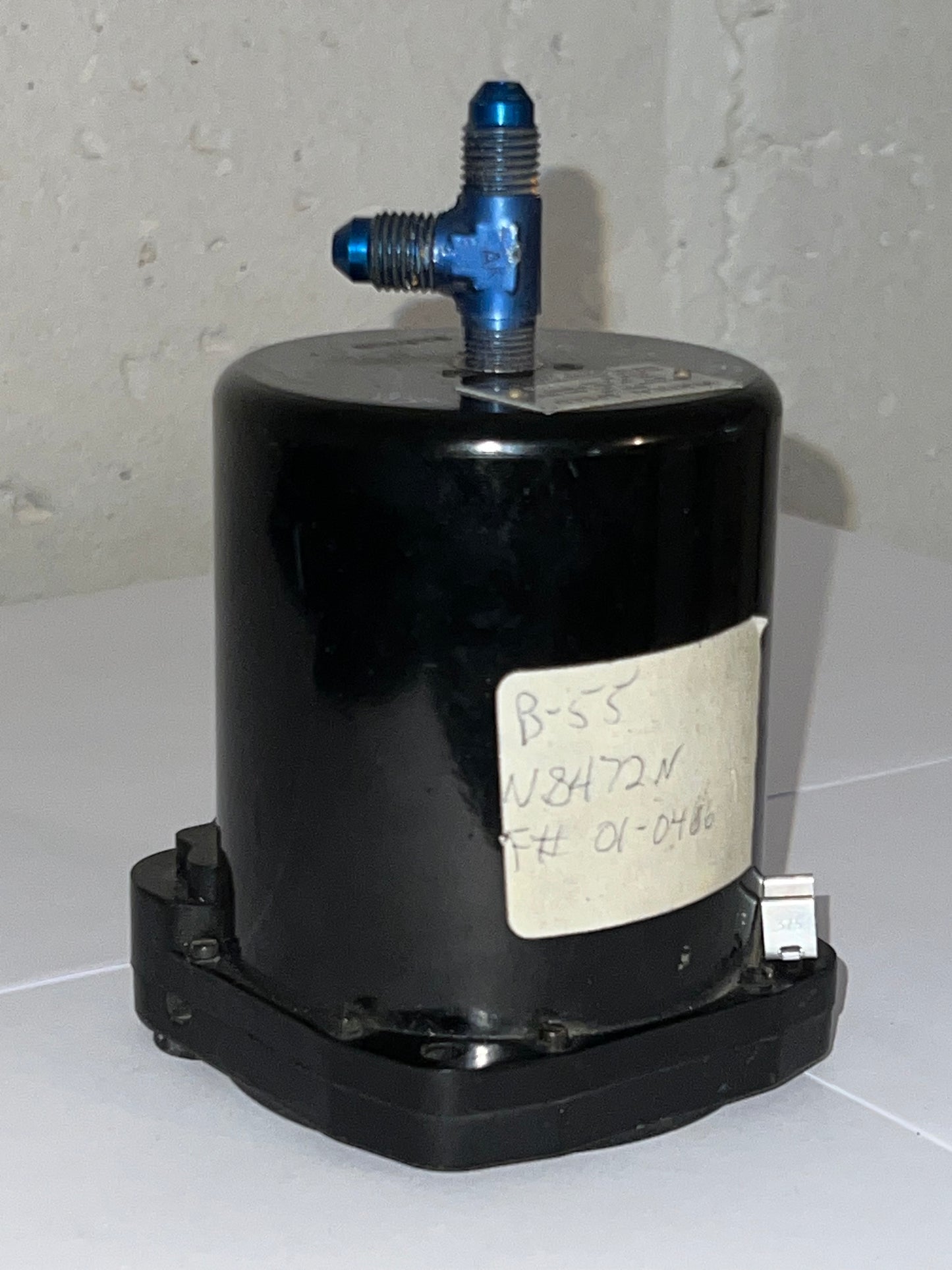 Beechcraft 22-204-02-A Vertical Speed Indicator