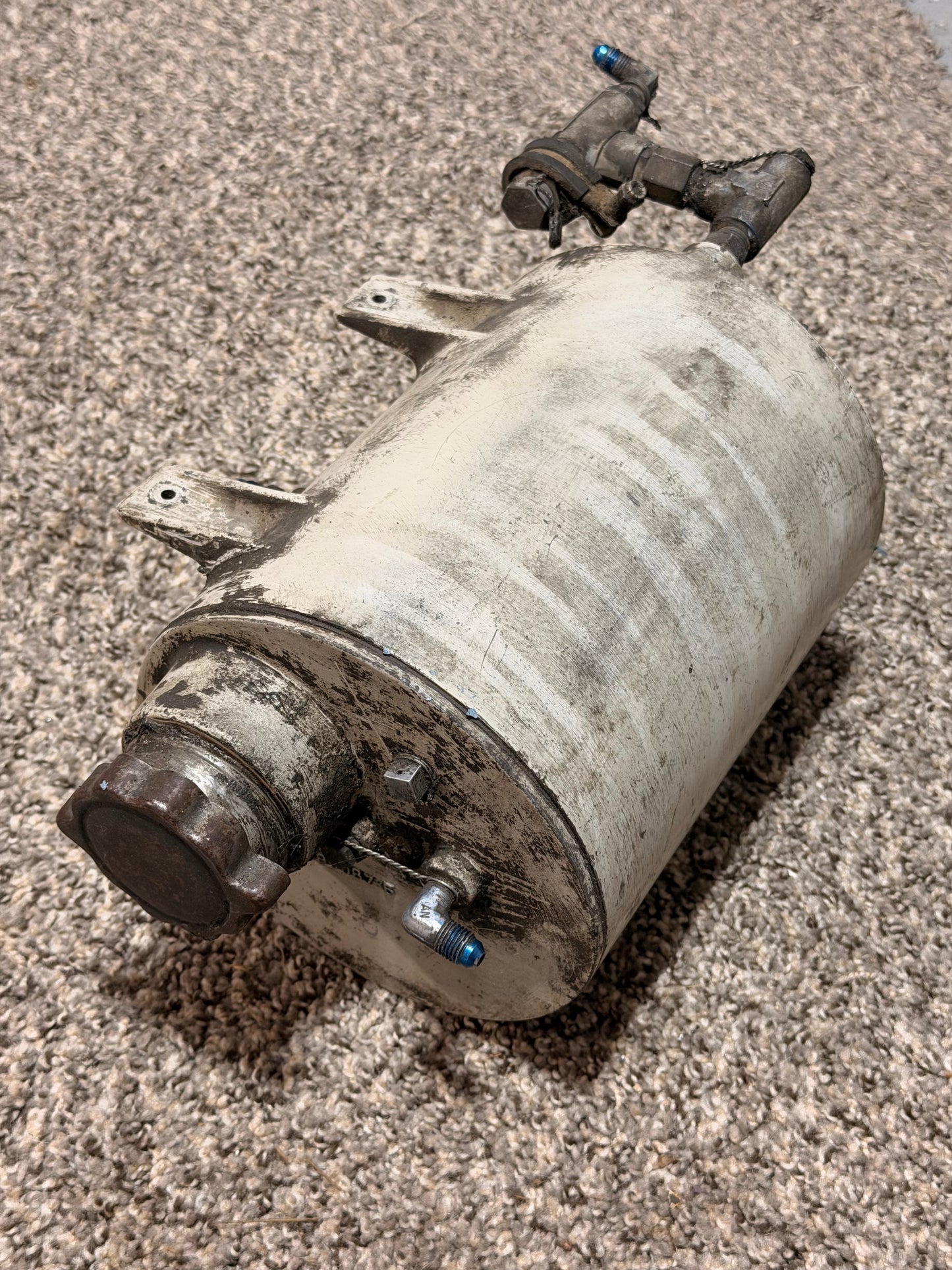 5790088-7 Aero Commander 500B Hydraulic Reservoir Assy