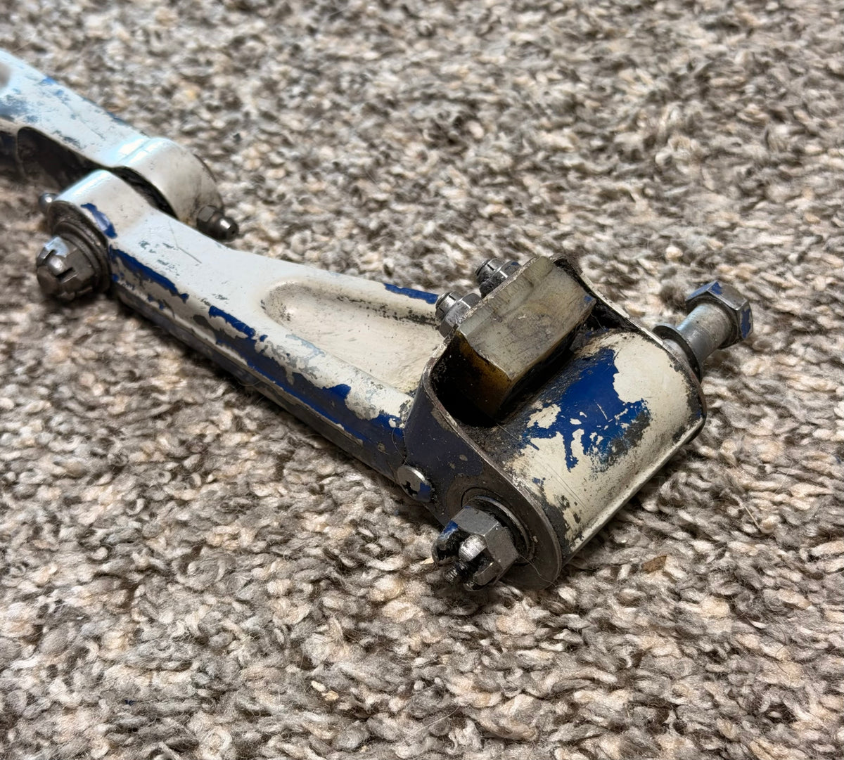 0543011/ 0841000-64/ 0841000-98 Cessna 172 Nose Gear Steering Arm & Nose Gear Torque Link Lower & Upper Assembly