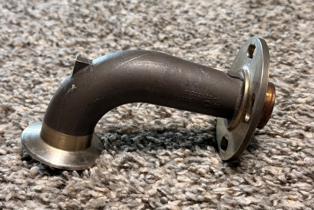 3103263B-5362-1 Short Bros SD3-60 Aircraft Engine Pipe Assy