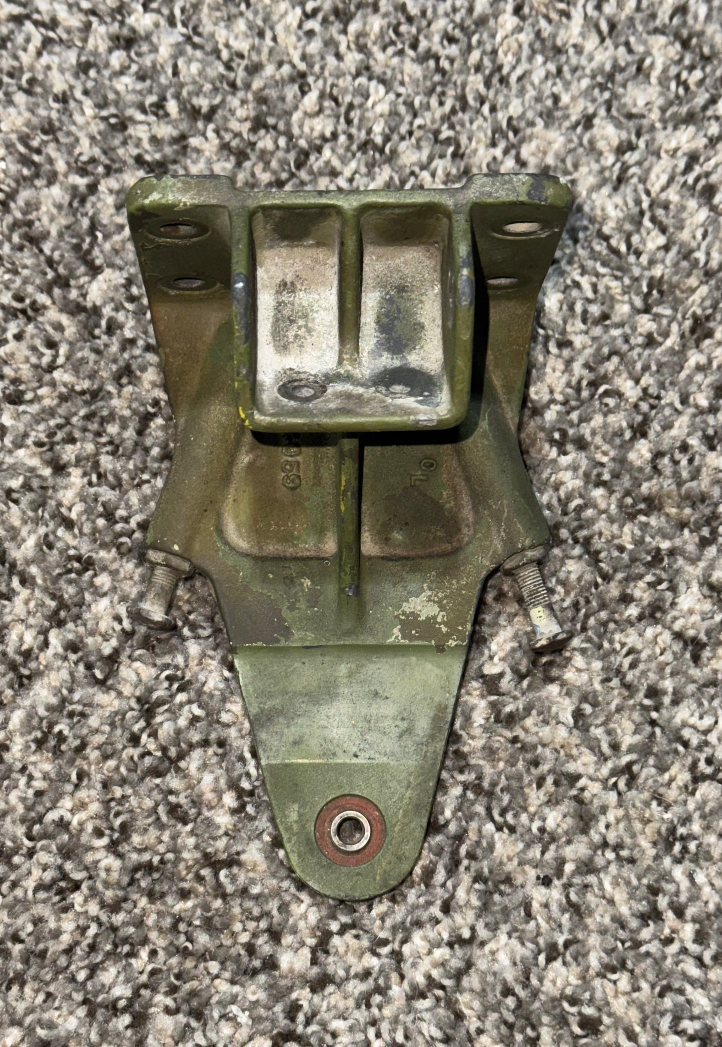 145-524059 Beechcraft King Air 90B Vertical Stabilizer Fitting
