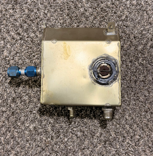 2116010-1 Cessna T210N Fuel Reservoir Assy