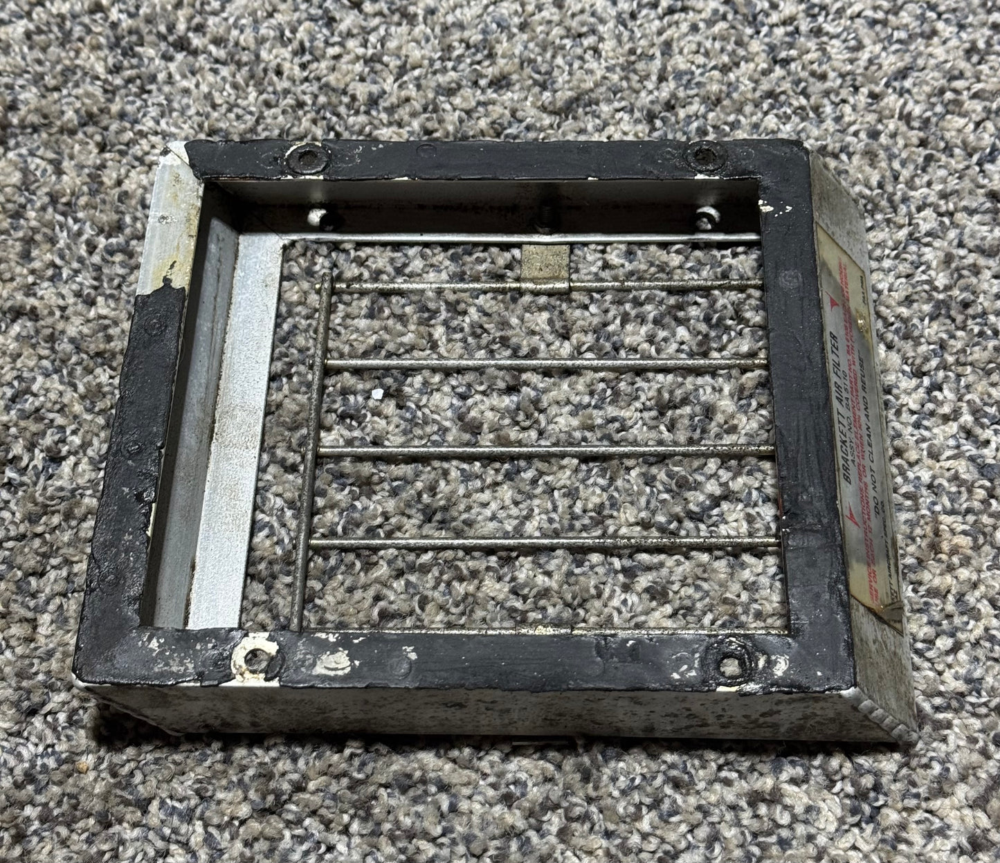 BA-5110 C-210L Air Filter Bracket