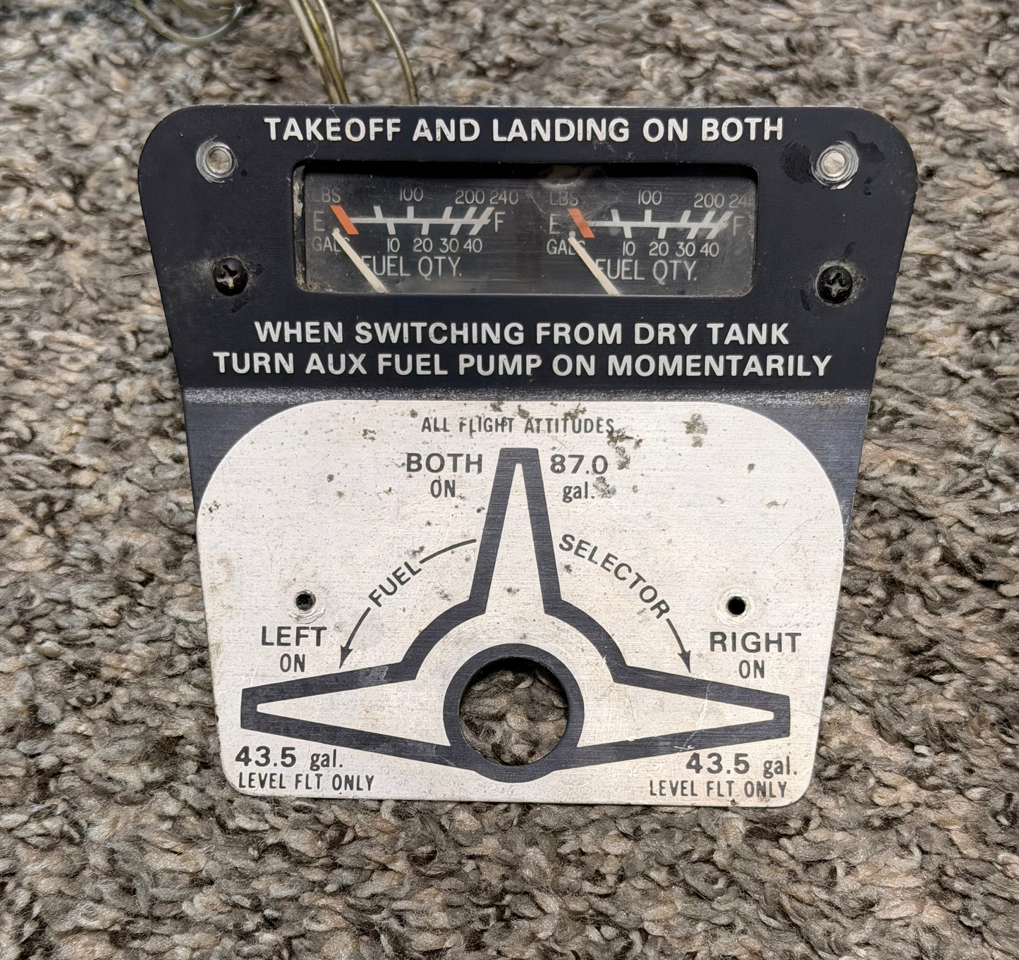 2105028-2 Cessna 210N Fuel Selector Placard W/ 6247-00163 Rochester Dual Fuel Gauge Cluster Assy